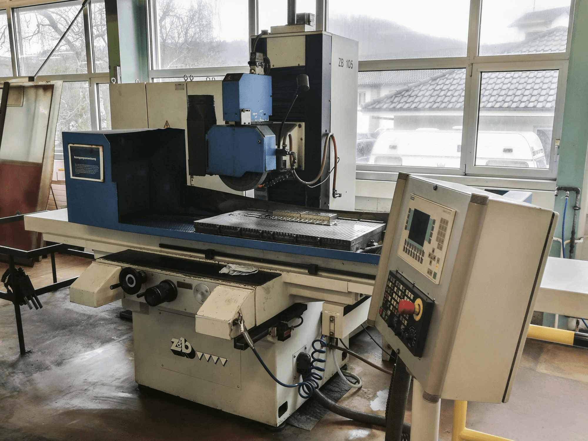 Koneen ZIERSCH & BALTRUSCH etunäkymäNC-SUPERPLUS ZB 105