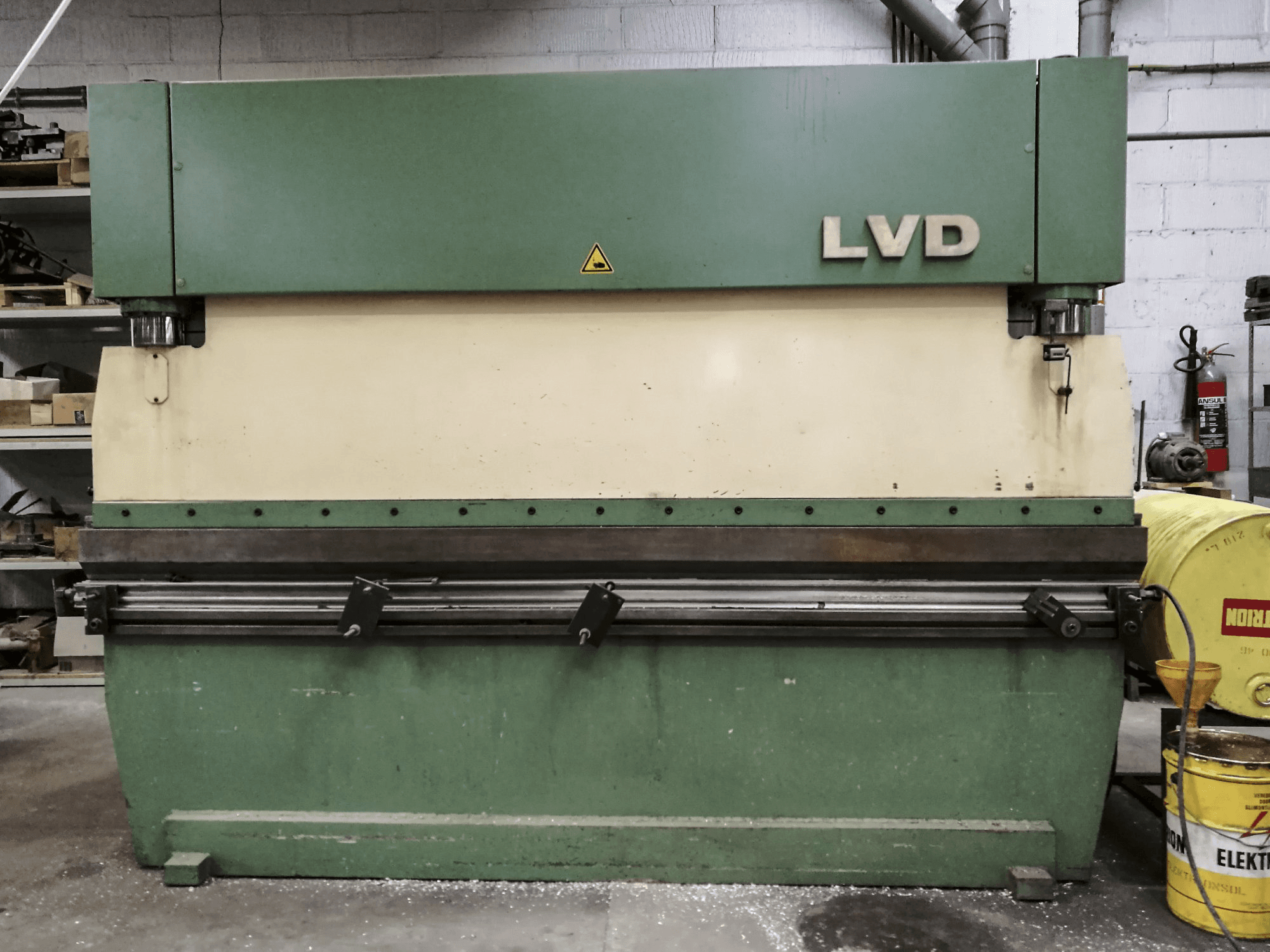 Koneen LVD etunäkymäPP 70/25-30