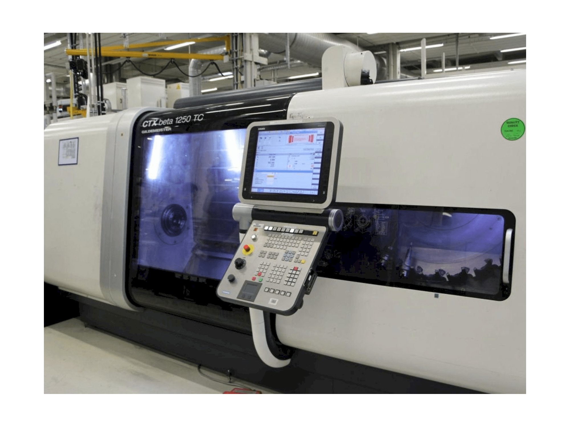 Koneen DMG MORI GILDEMEISTER CTX Beta 1250 TC etunäkymä