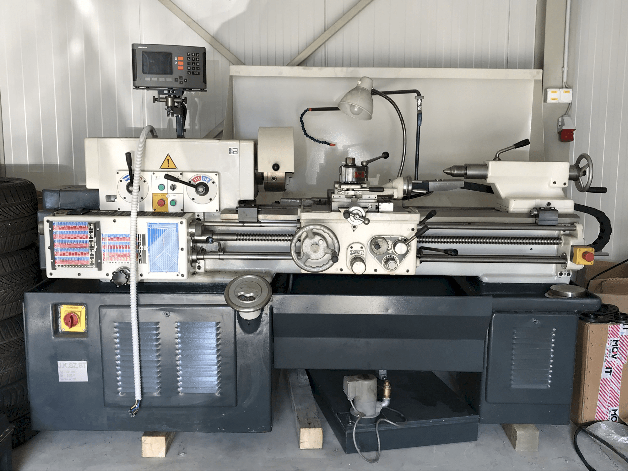 Koneen TOS etunäkymä JSV-18RA