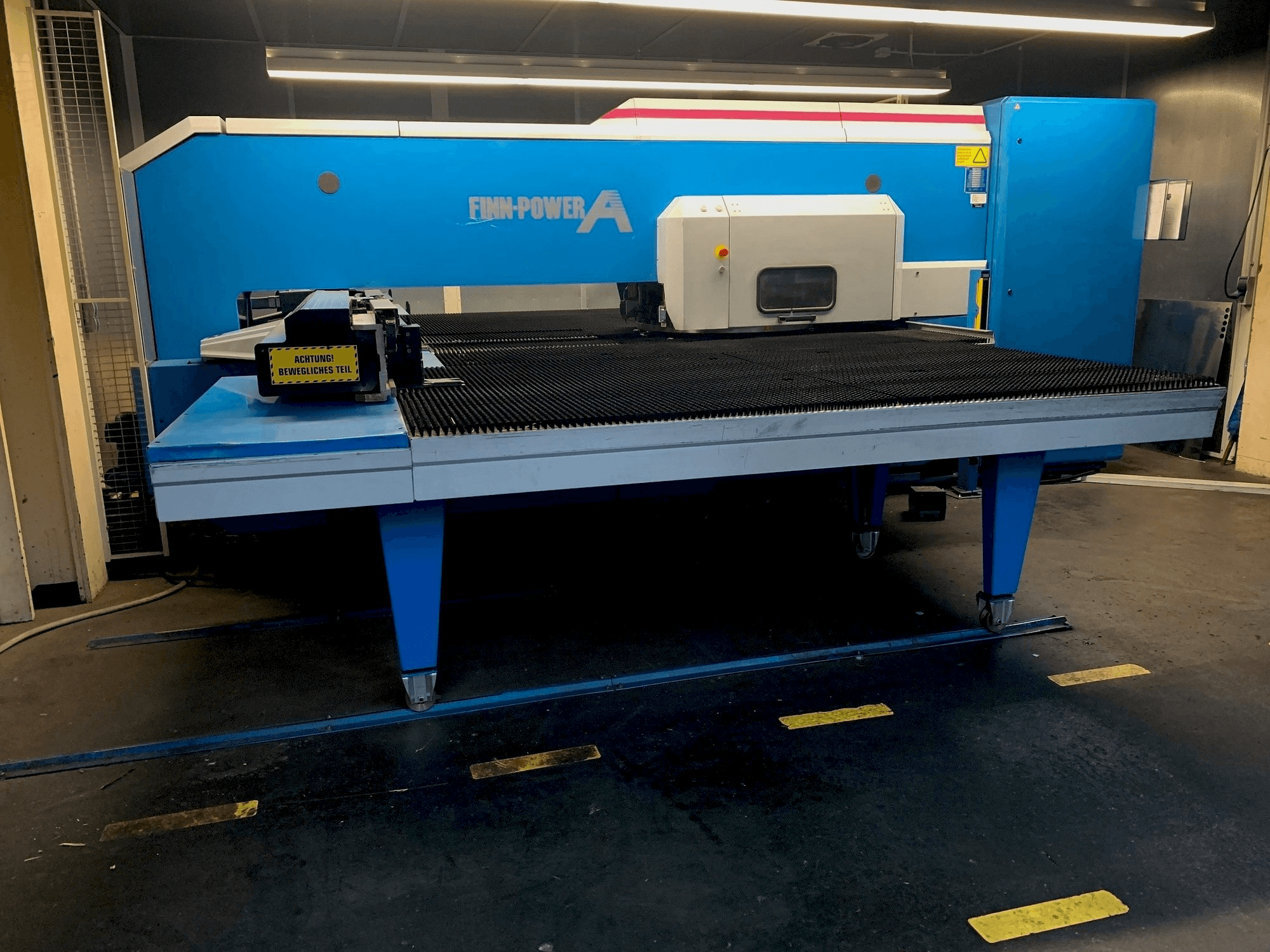 Koneen Finn-Power A5 SV etunäkymä