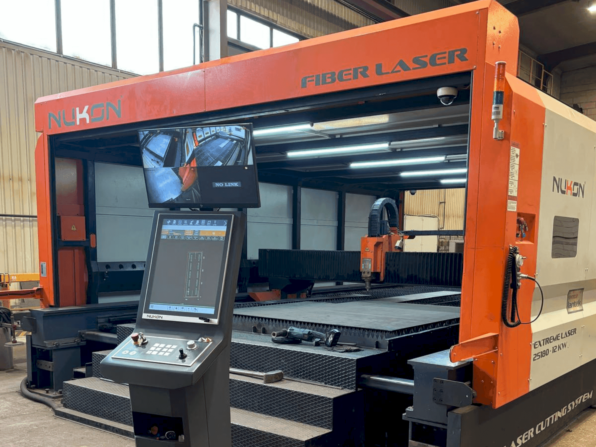 Koneen NUKON Fiber Laser Extreme 30250 etunäkymä