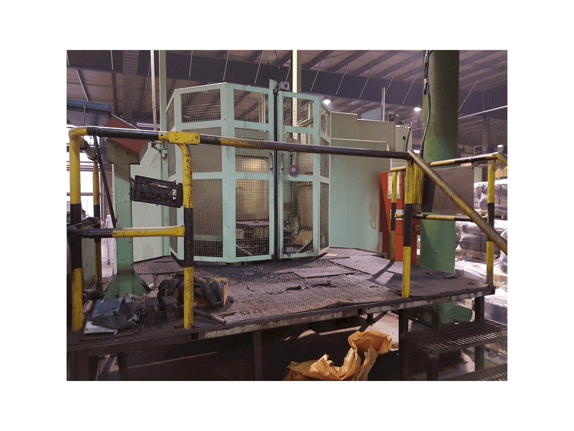 Koneen HELLER BEA3 etunäkymä