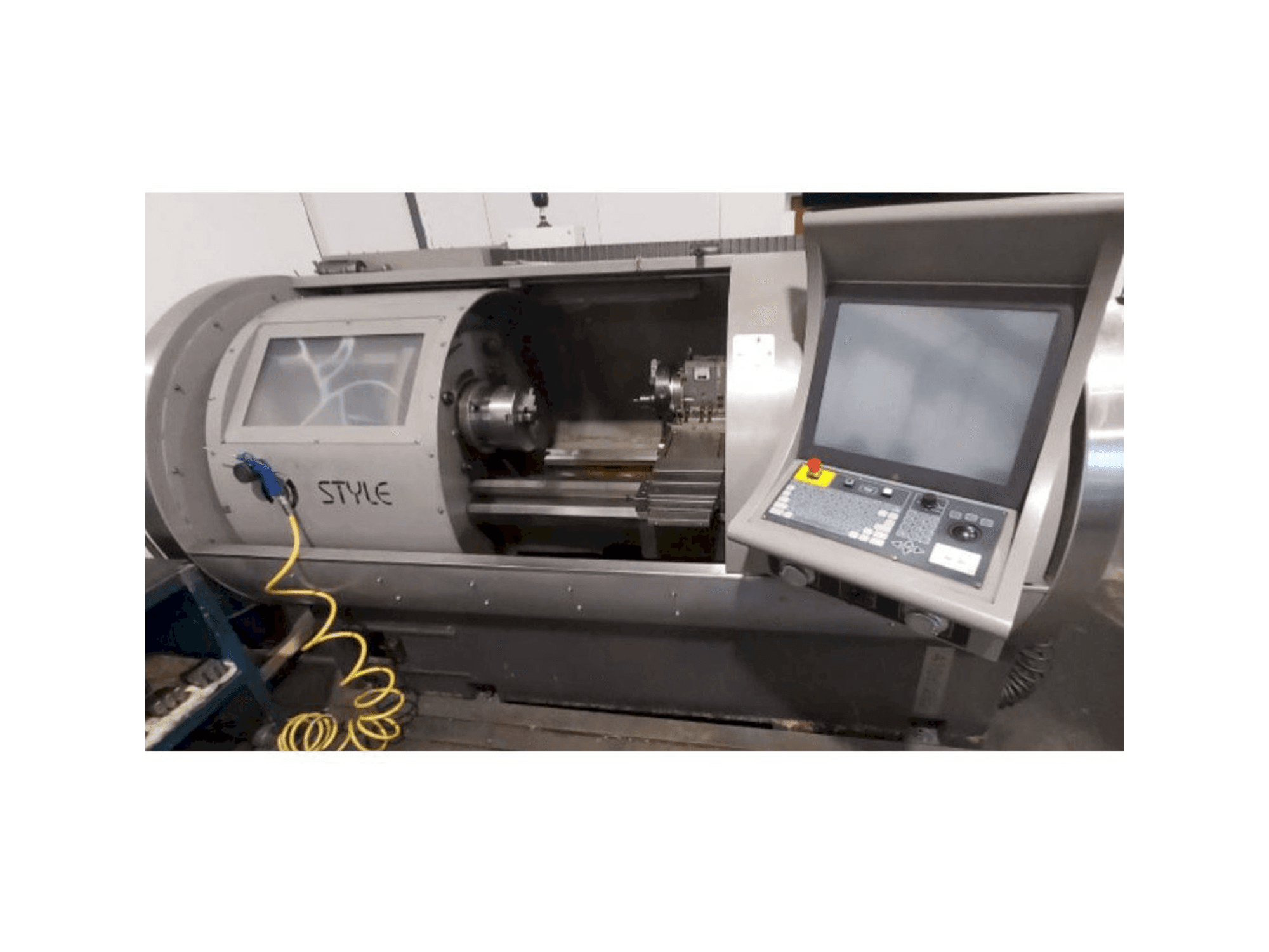 Koneen STYLE 410 etunäkymä