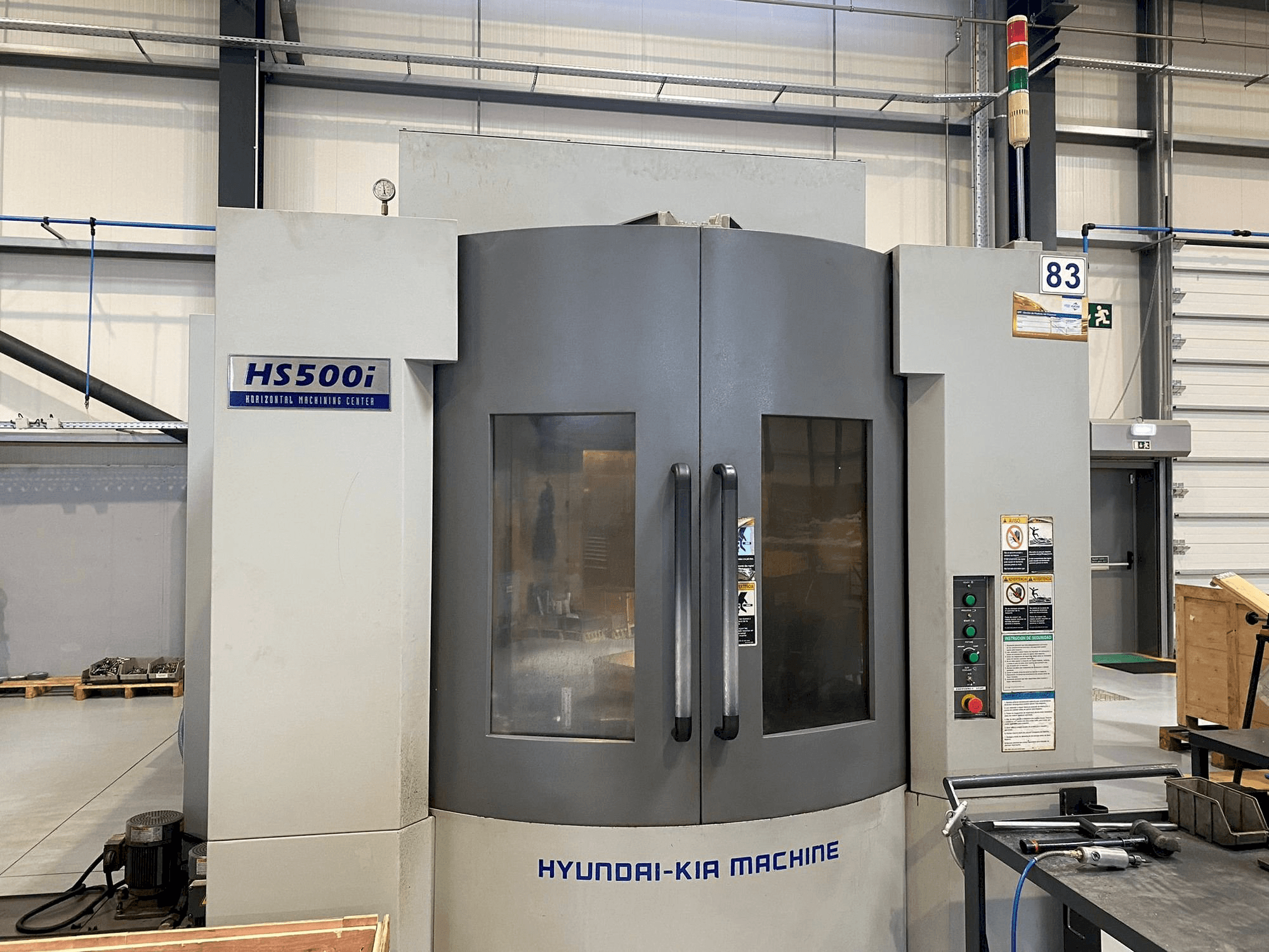 Koneen Hyundai Kia HS500i etunäkymä