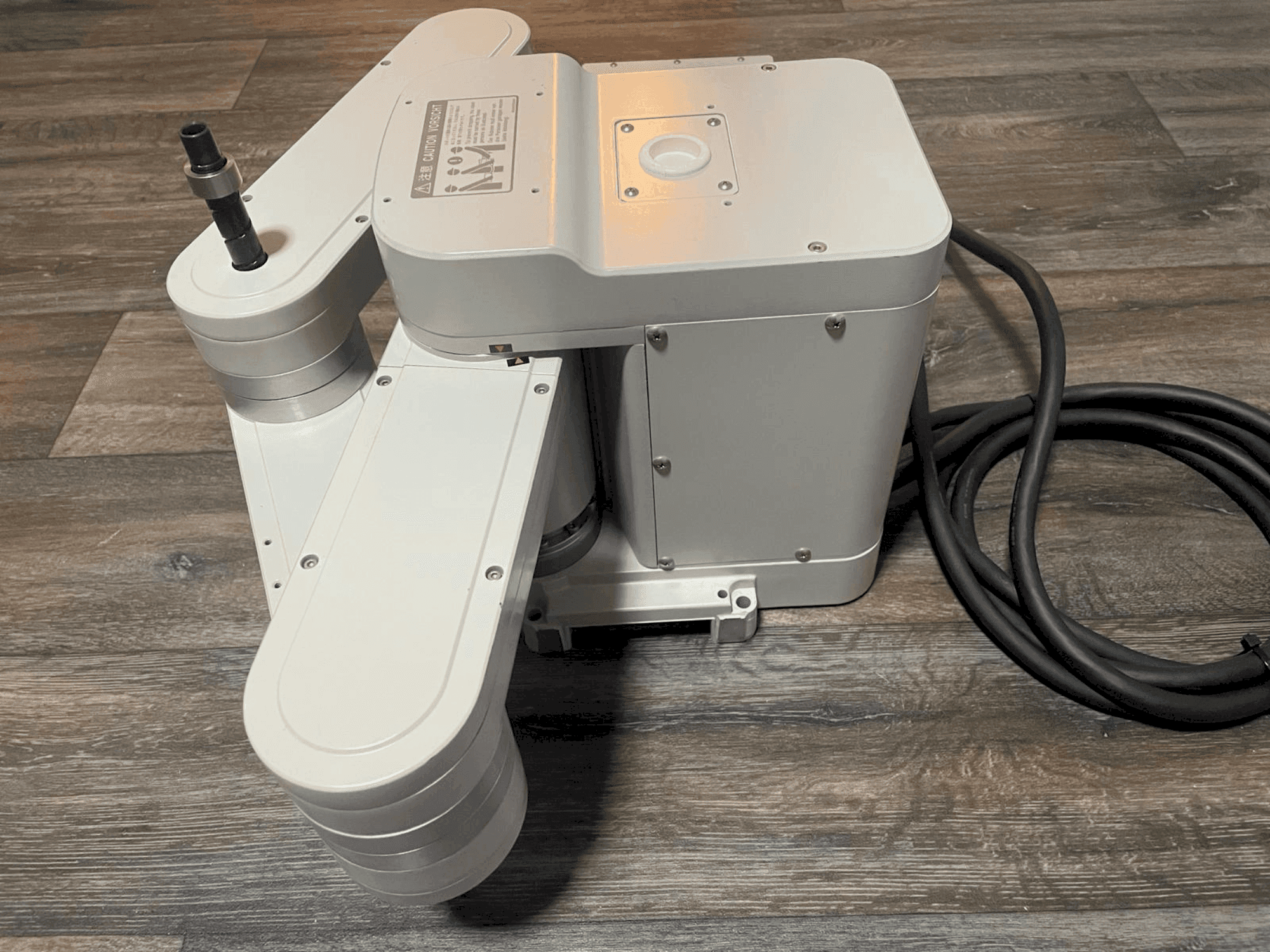 Koneen Mitsubishi Electric PR-5AH etunäkymä