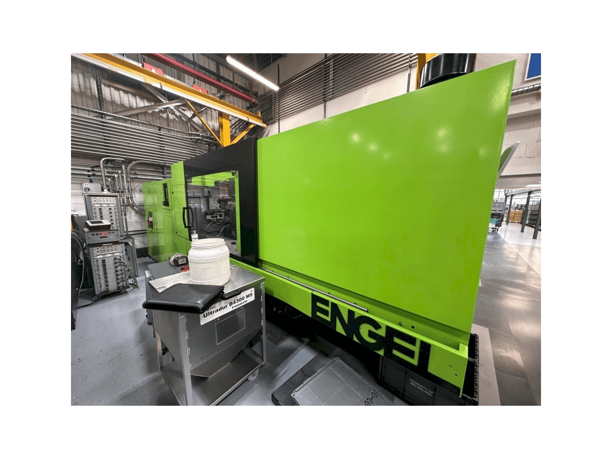 Koneen Engel Victory 650/180 Tech etunäkymä