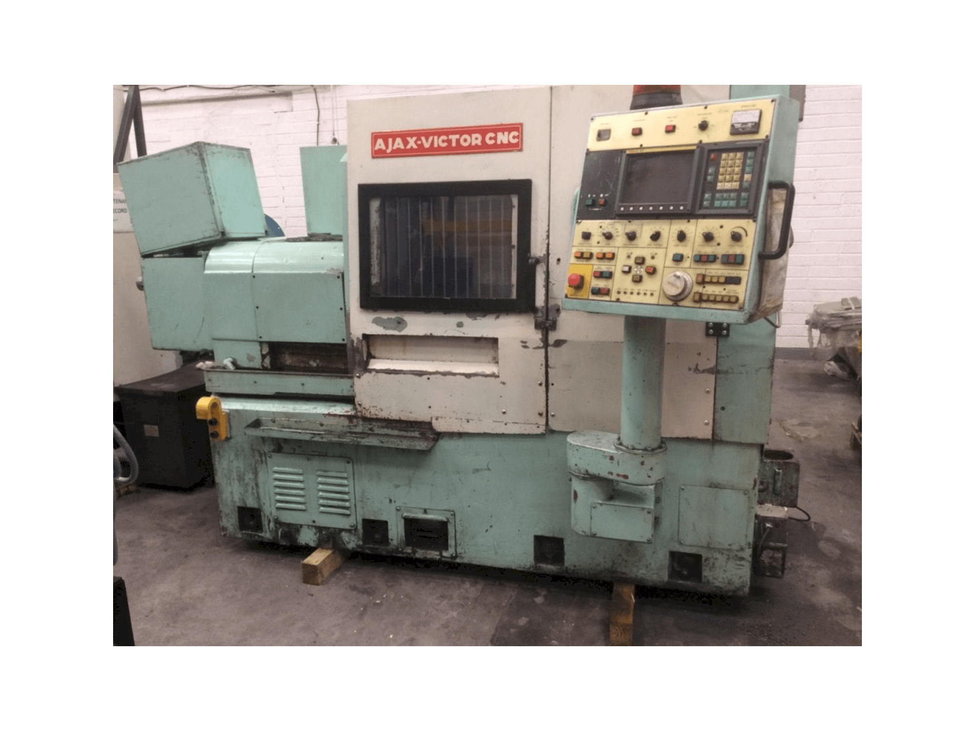 Koneen Victor TNS-3H etunäkymä