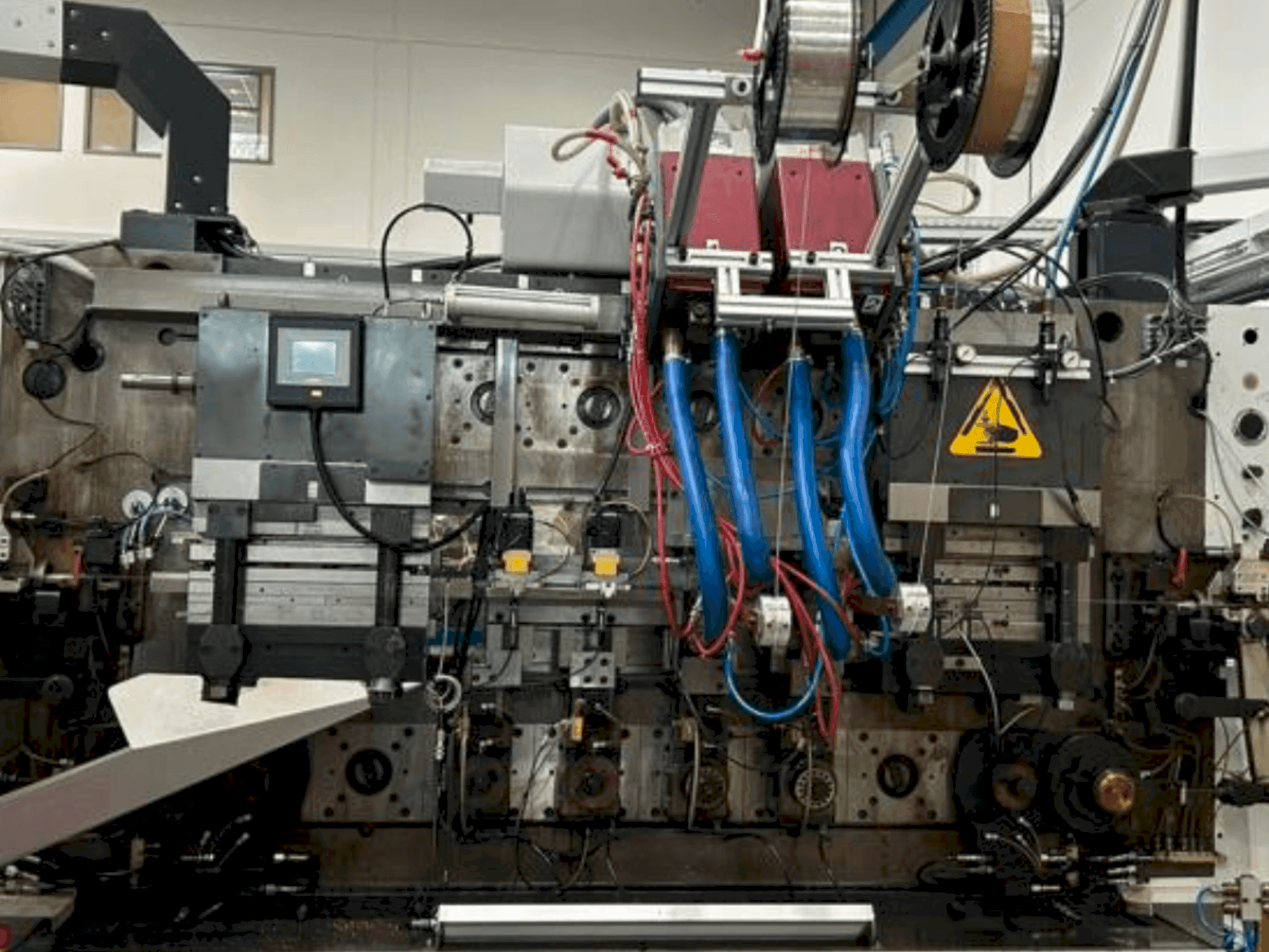 Koneen Bihler BZ 2/8 etunäkymä