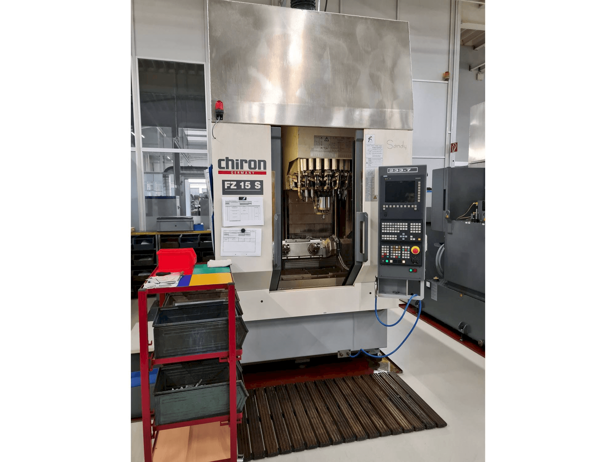 Koneen CHIRON FZ 15 S etunäkymä