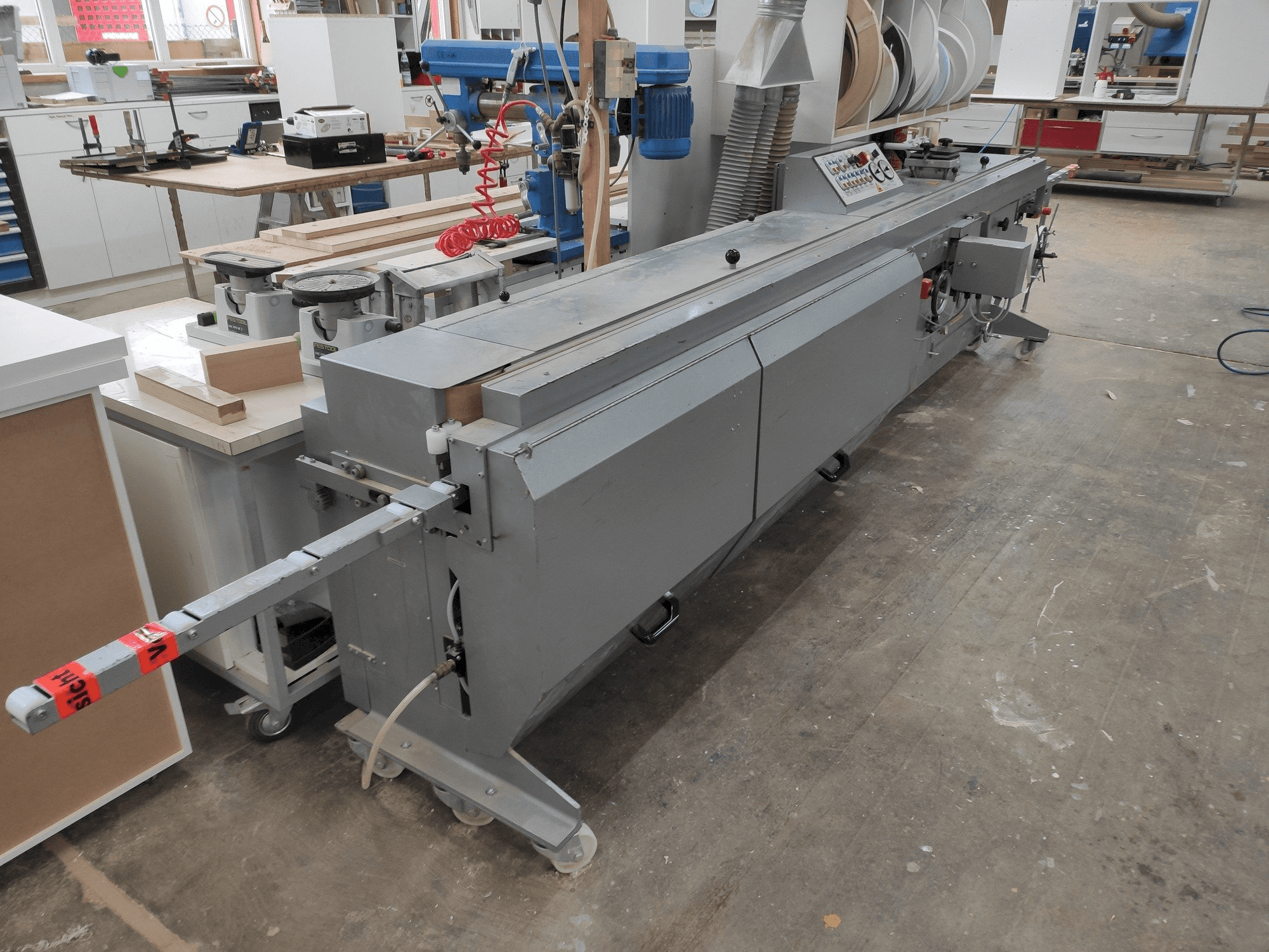 Koneen BMS Blaich model C etunäkymä