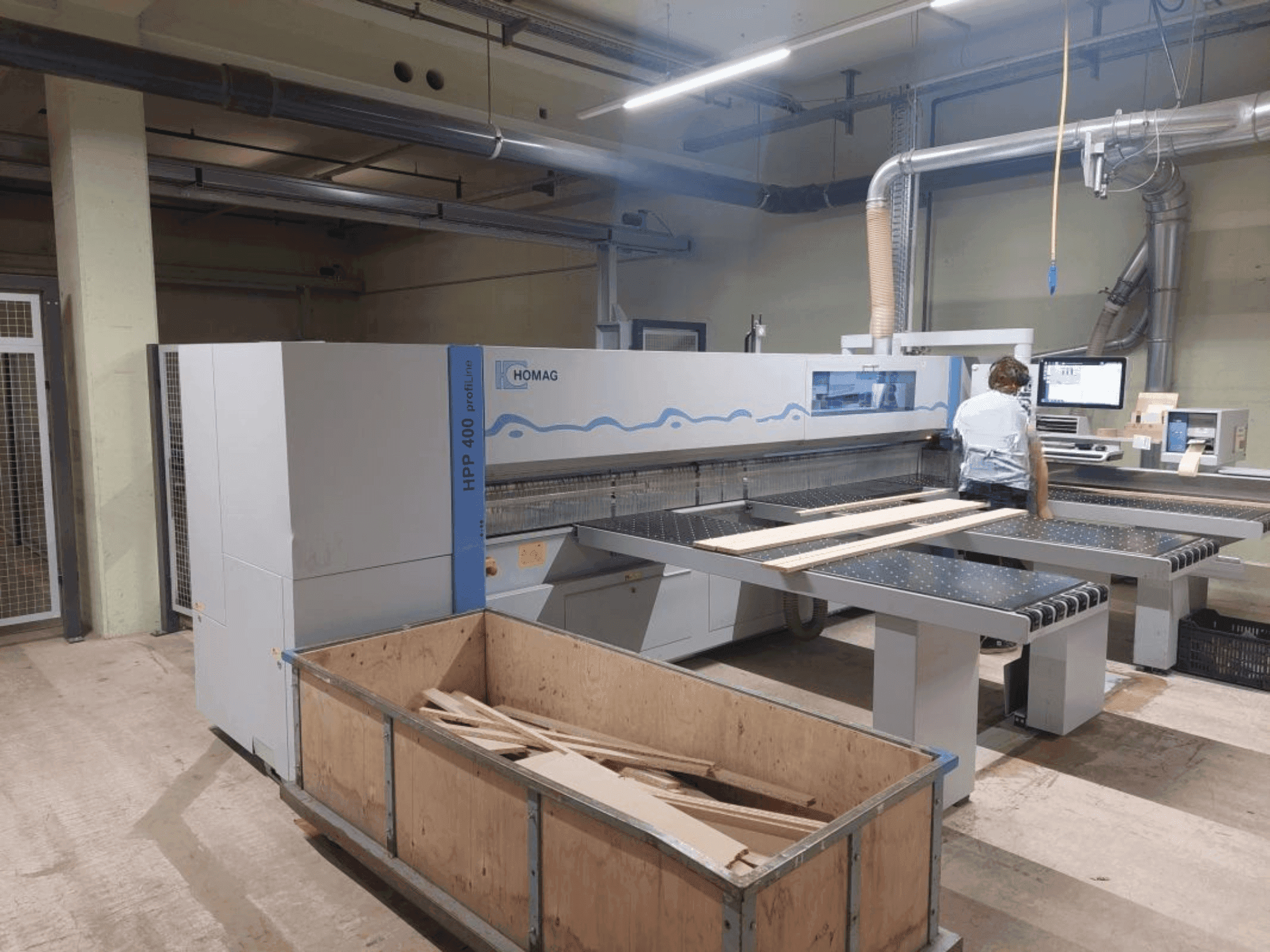 Koneen HOMAG HPP 400 profiLine etunäkymä
