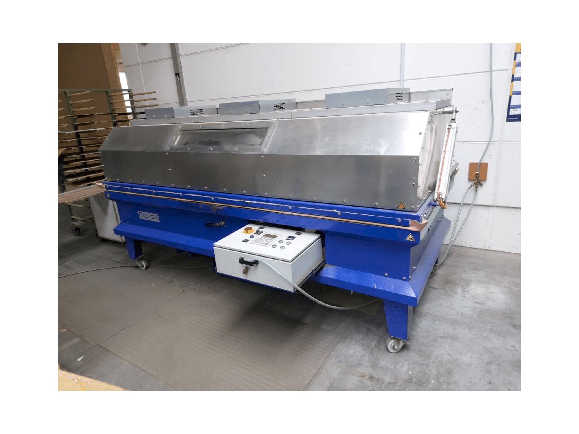 Koneen Columbus MULTIMAT etunäkymä