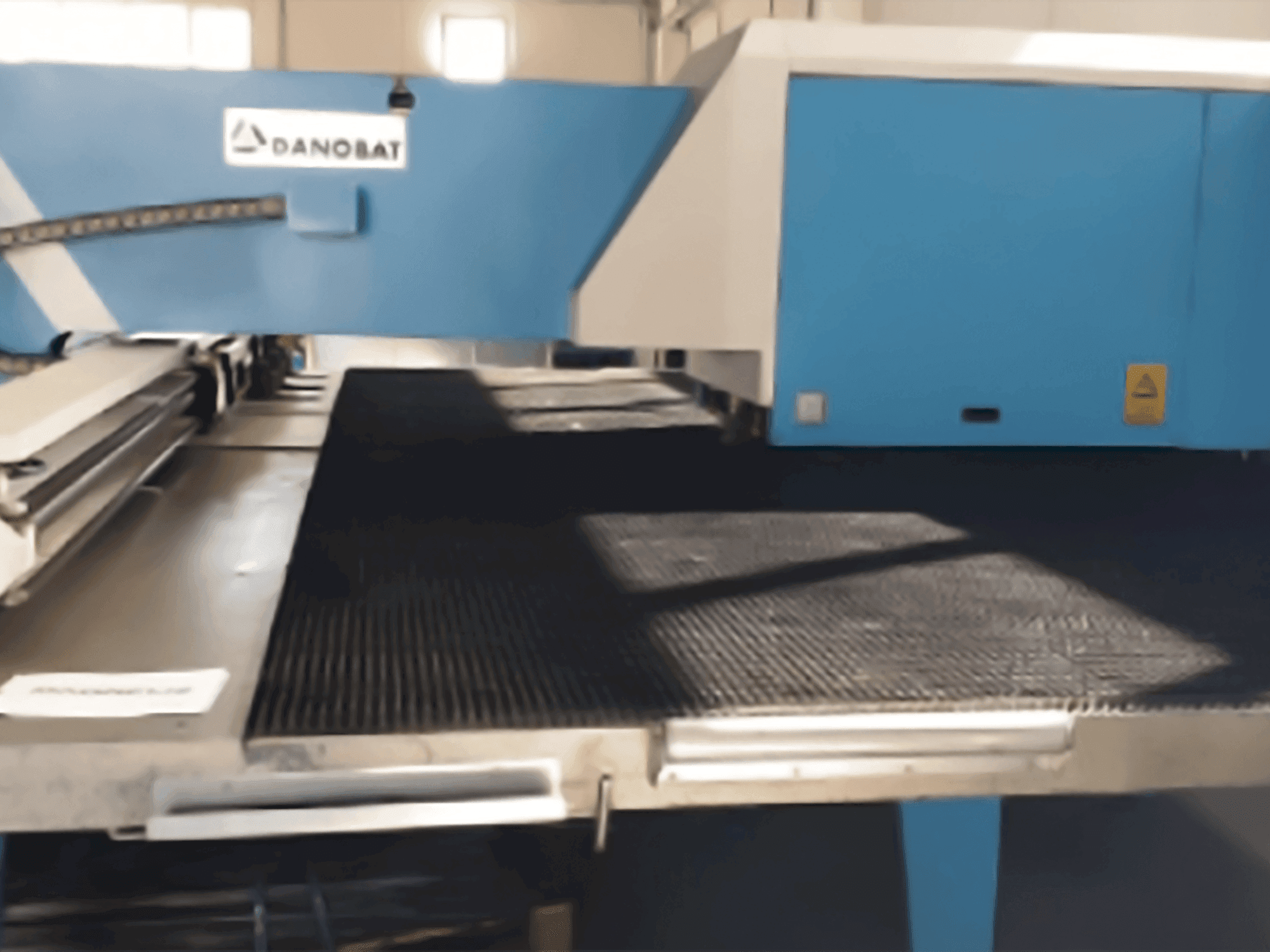 Koneen DANOBAT PGA-1 etunäkymä