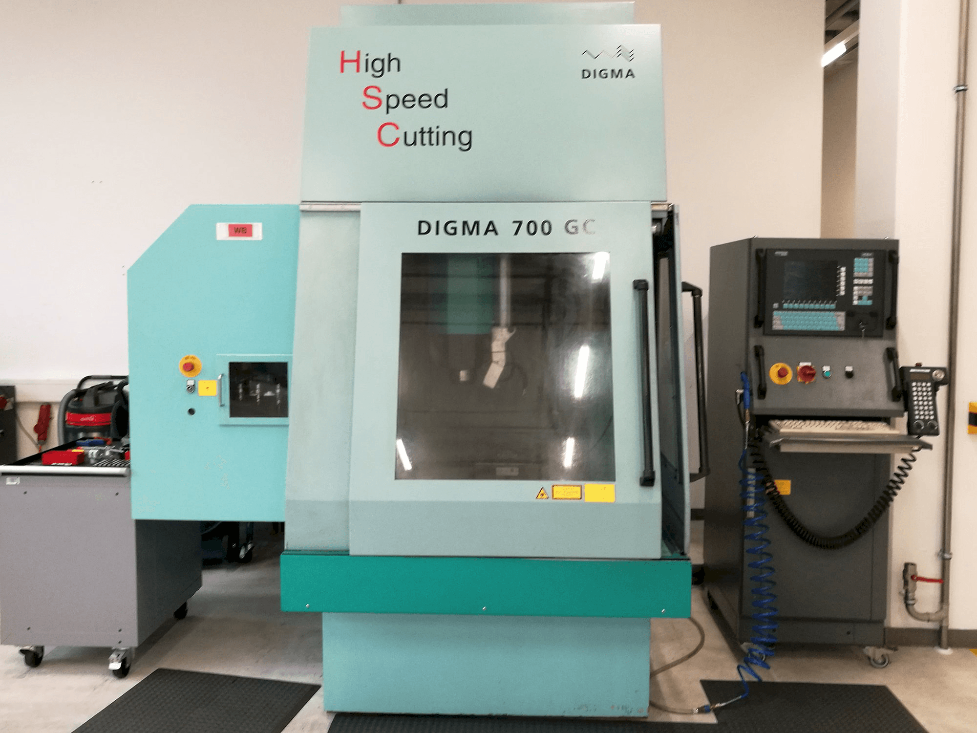 Koneen DIGMA etunäkymä 700 GC