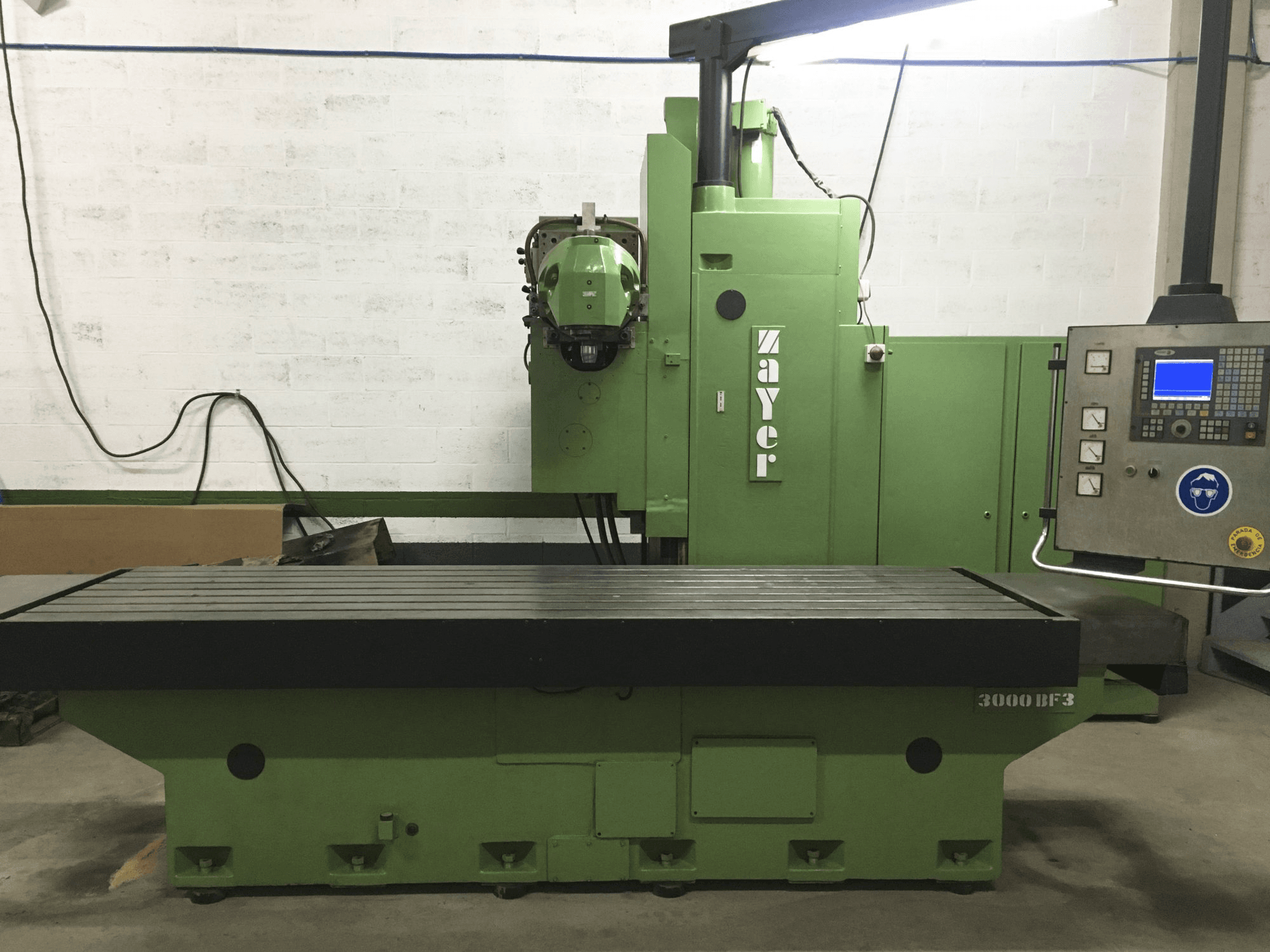 Koneen Zayer etunäkymä3000 BF3