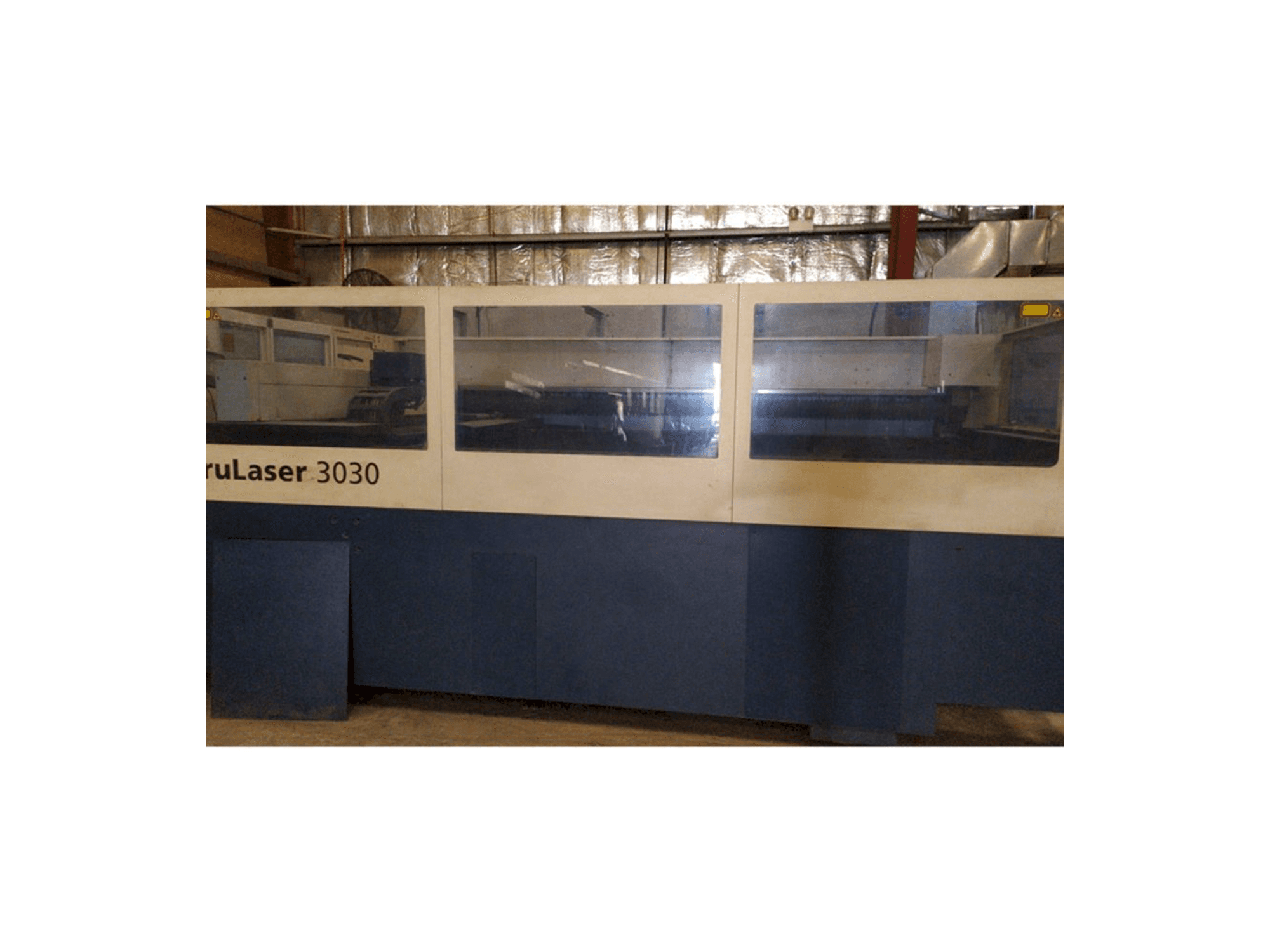 Koneen Trumpf TruLaser 3030 etunäkymä
