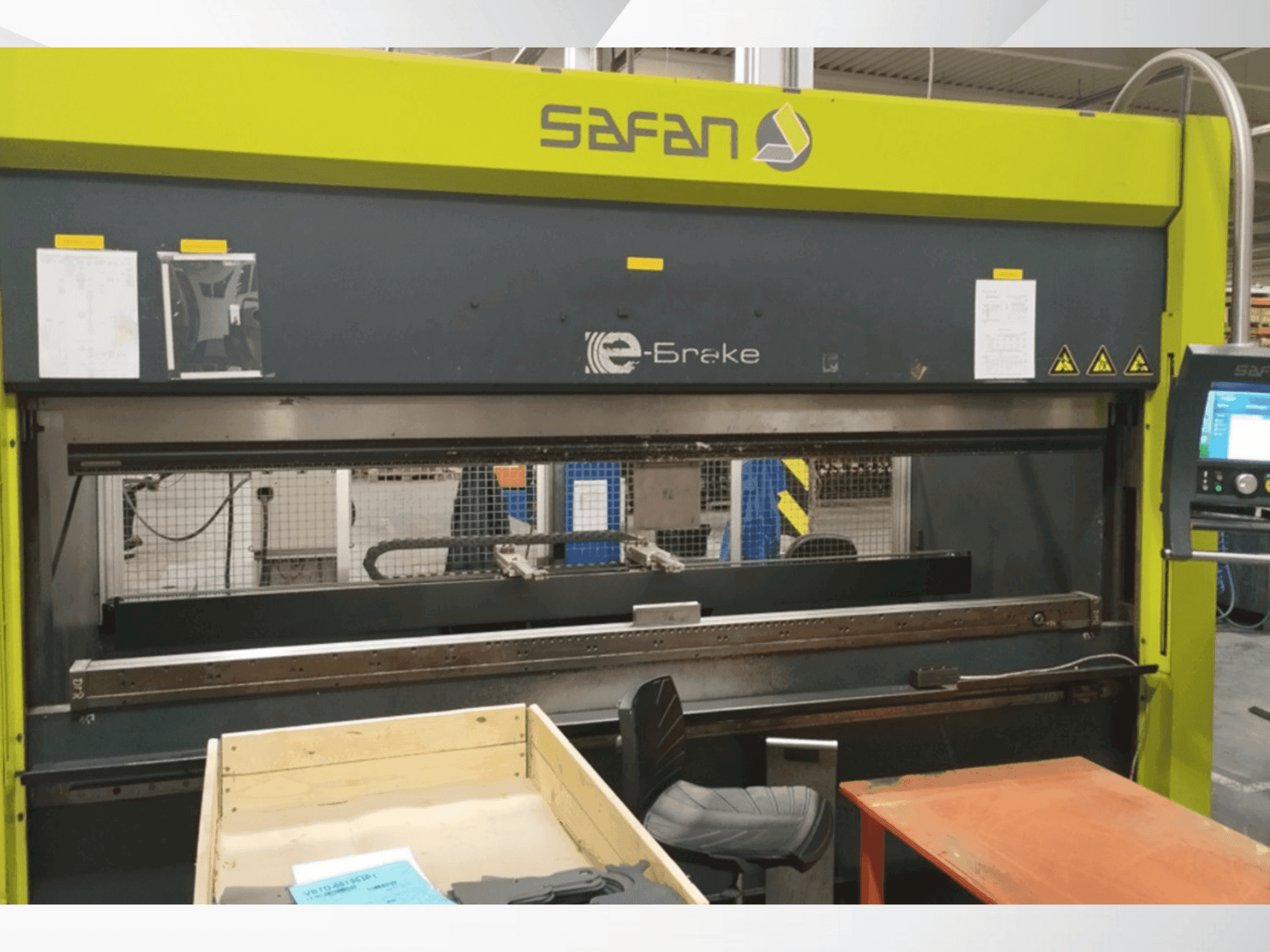 Koneen Safan E-BRAKE 100-3100 TS 1 etunäkymä