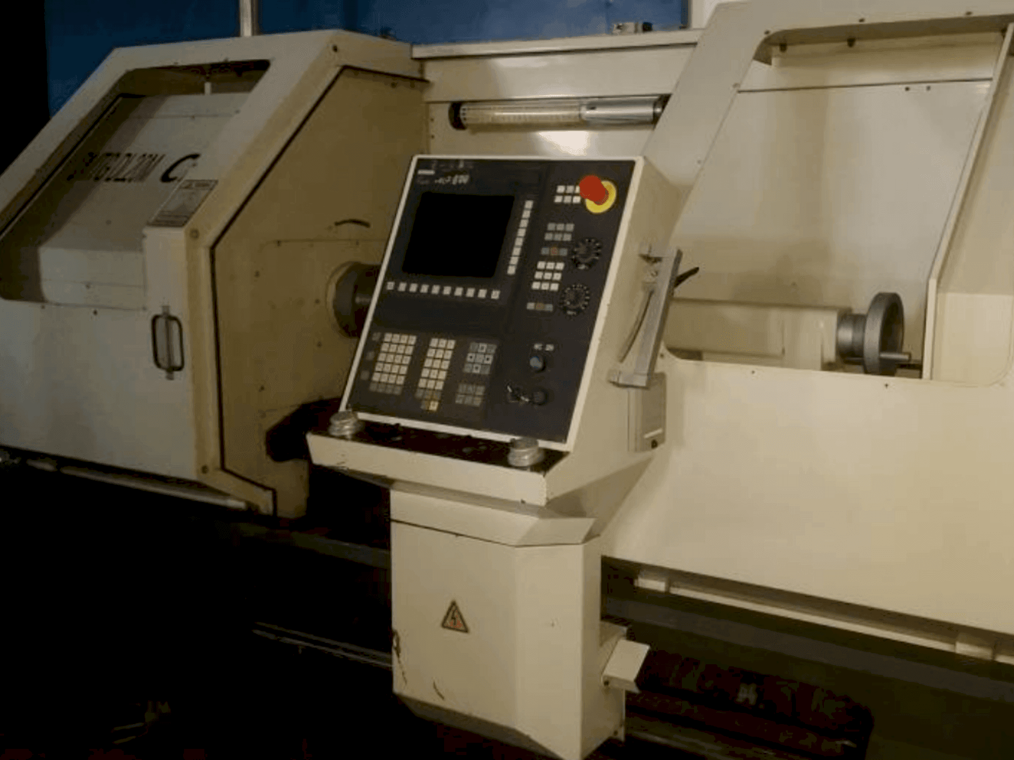 Koneen Optimum L410 etunäkymä