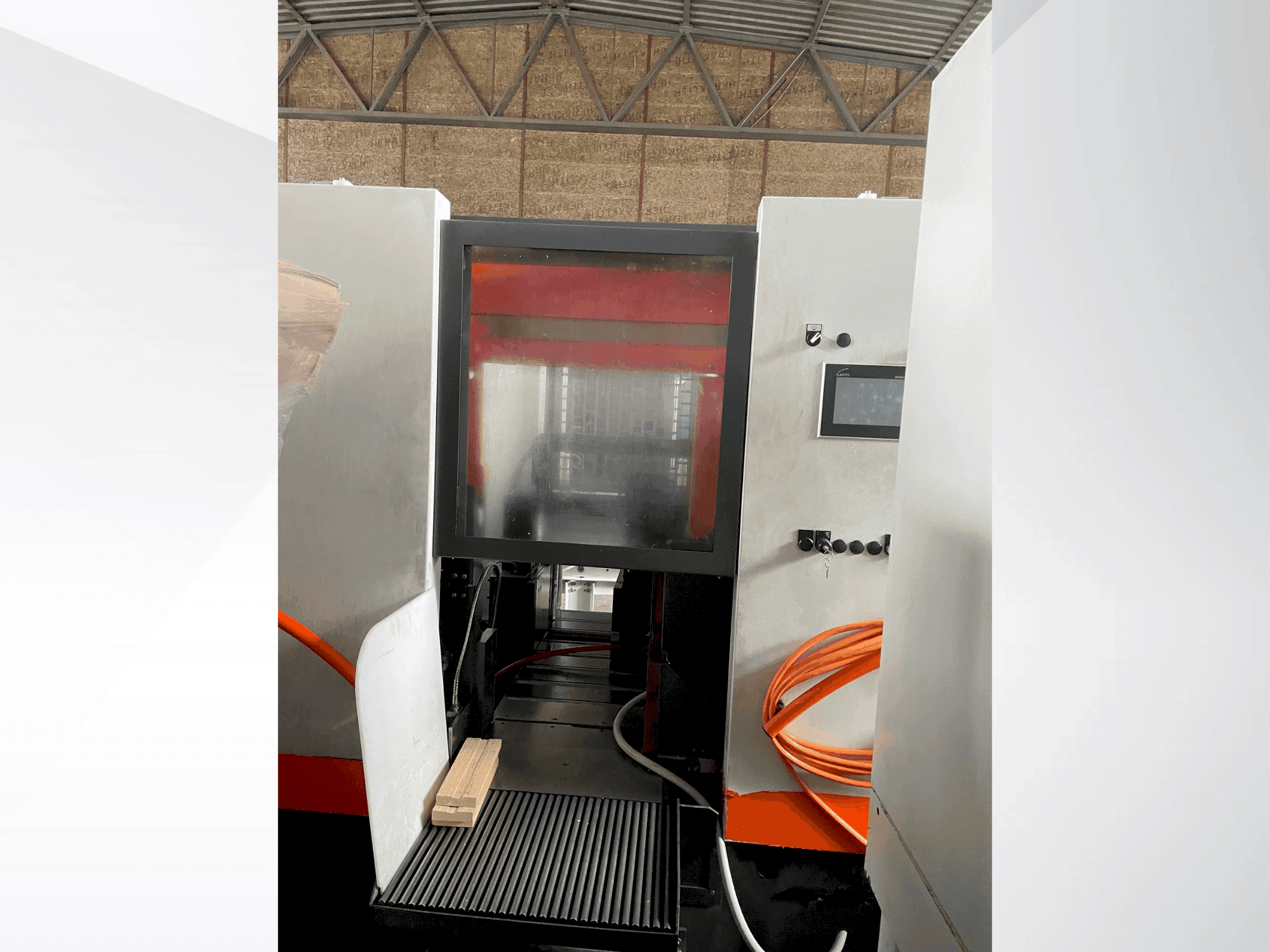 Koneen KASTO WIN A4.6 etunäkymä