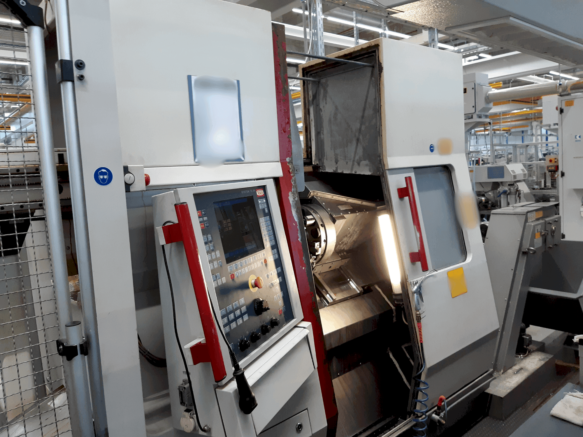 Koneen TRAUB TNA 300 etunäkymä