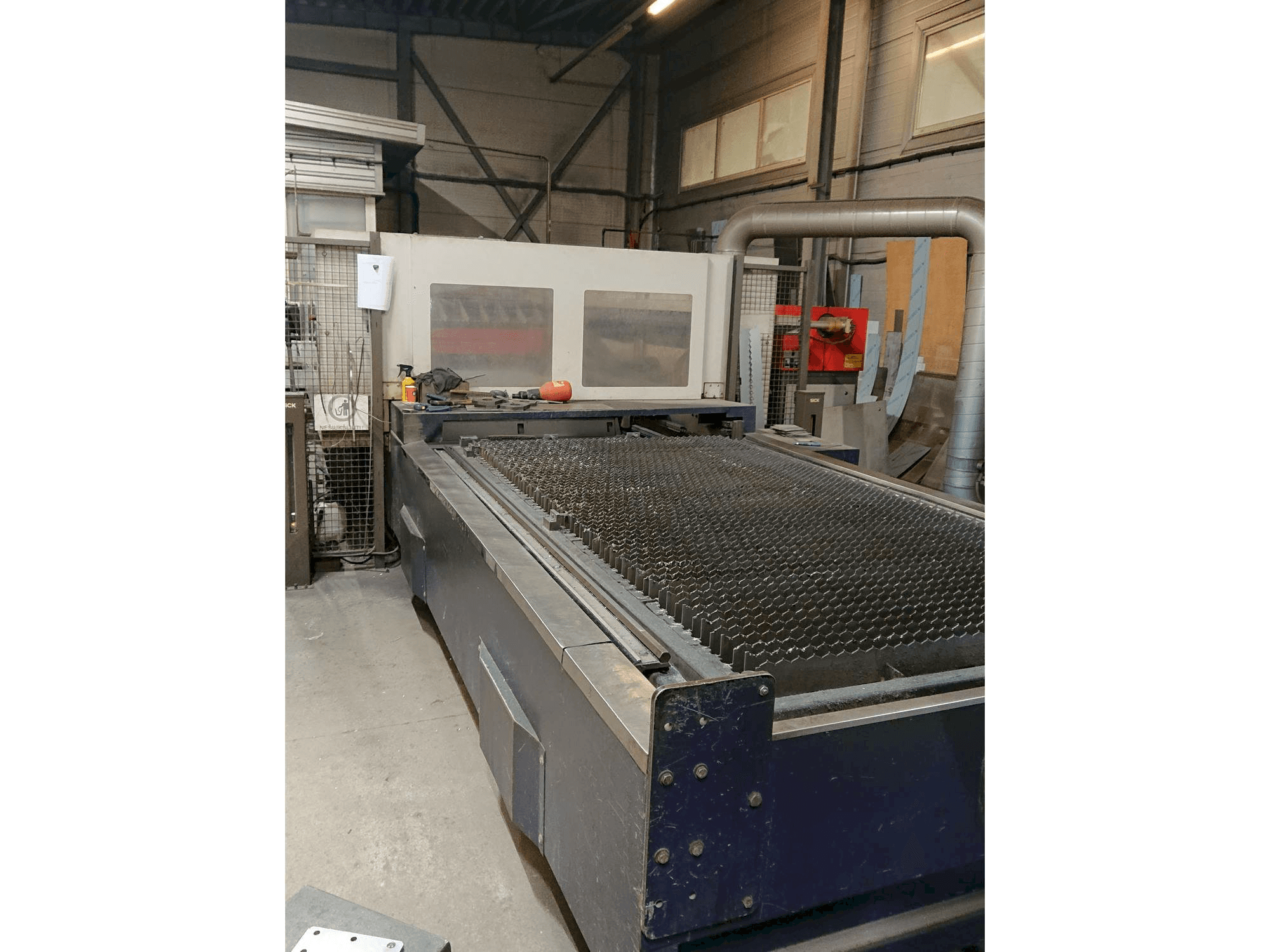 Koneen Bystronic Bysprint 3015 Bylaser 3000 etunäkymä