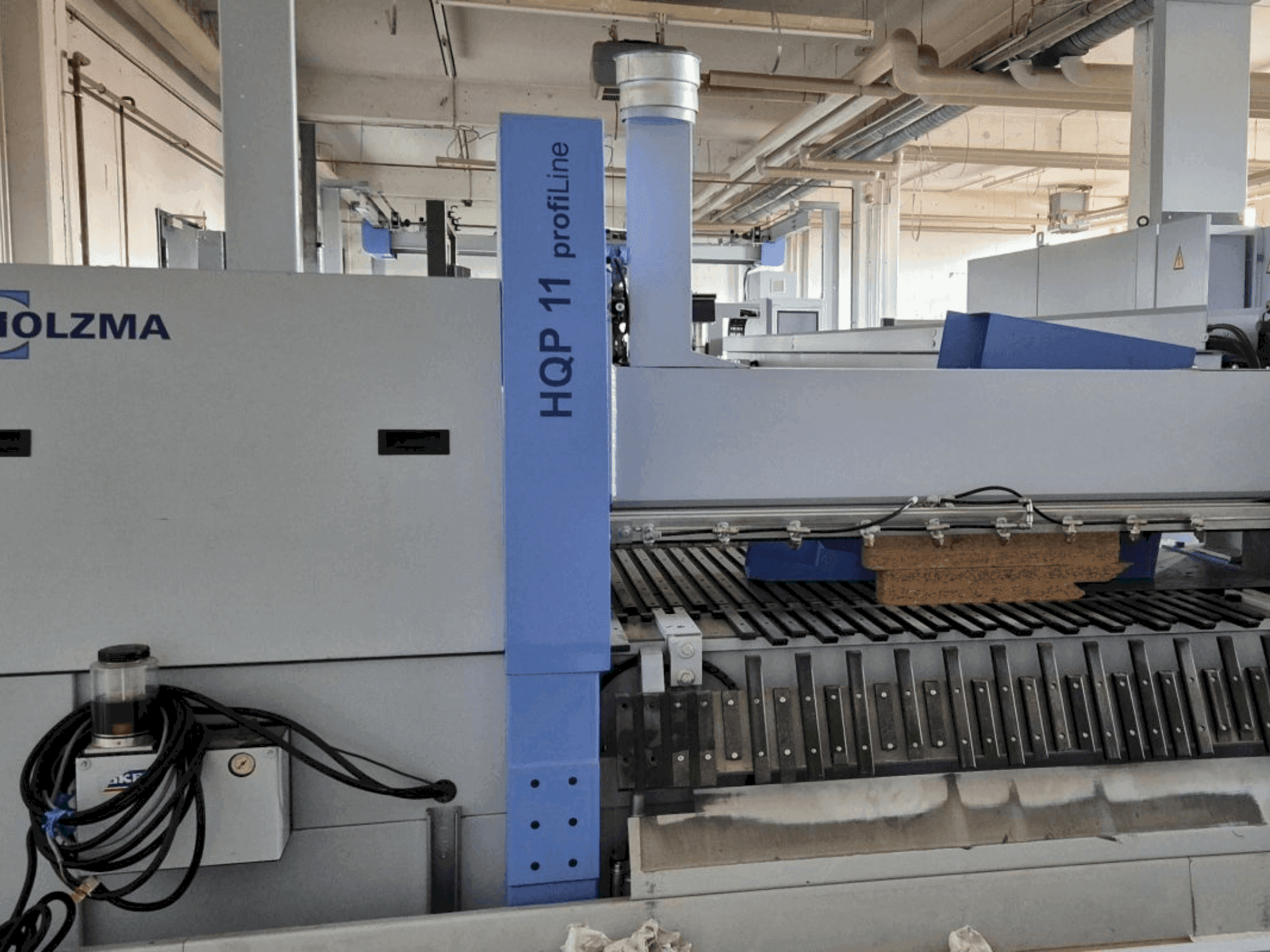 Koneen HOLZMA PROFI HQP 11/16/56/L/X etunäkymä