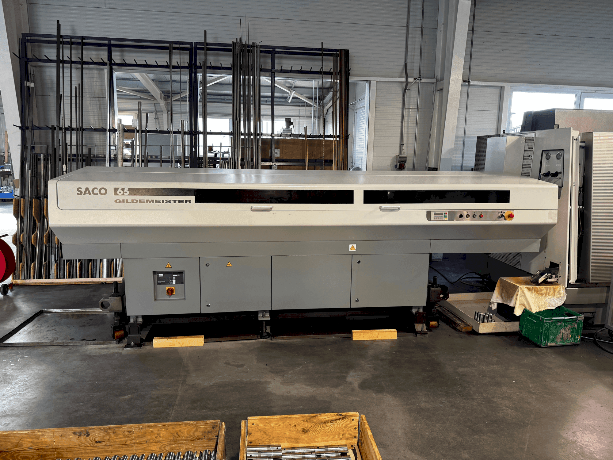 Koneen Gildemeister CTX 420 V6 Linear etunäkymä