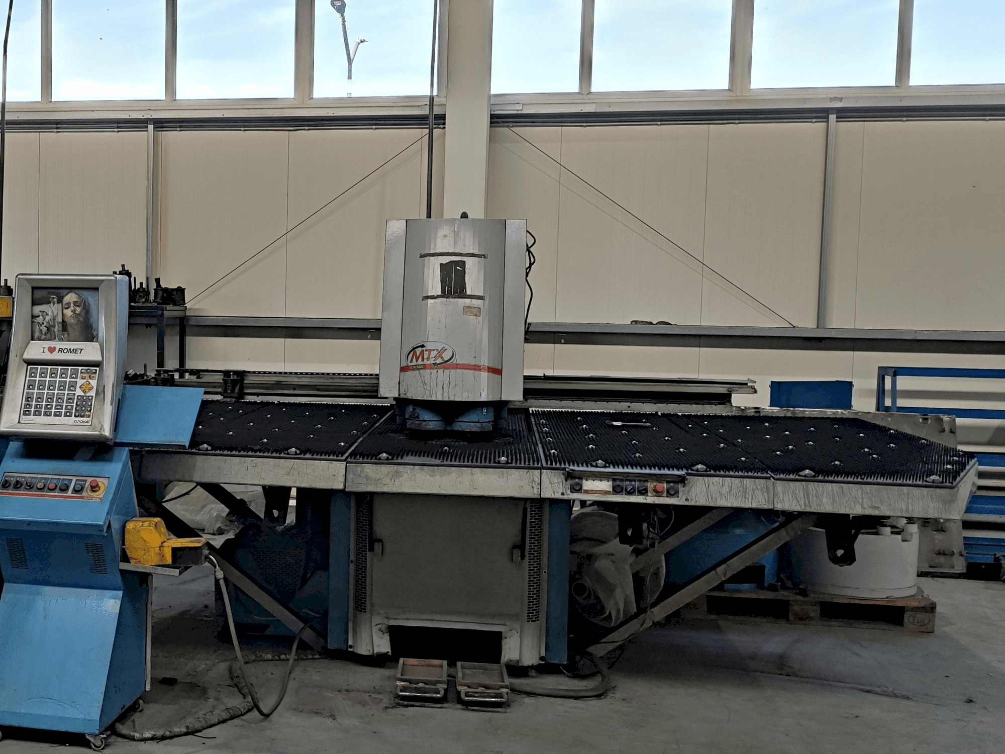 Koneen Euromac MTX INDEX etunäkymä