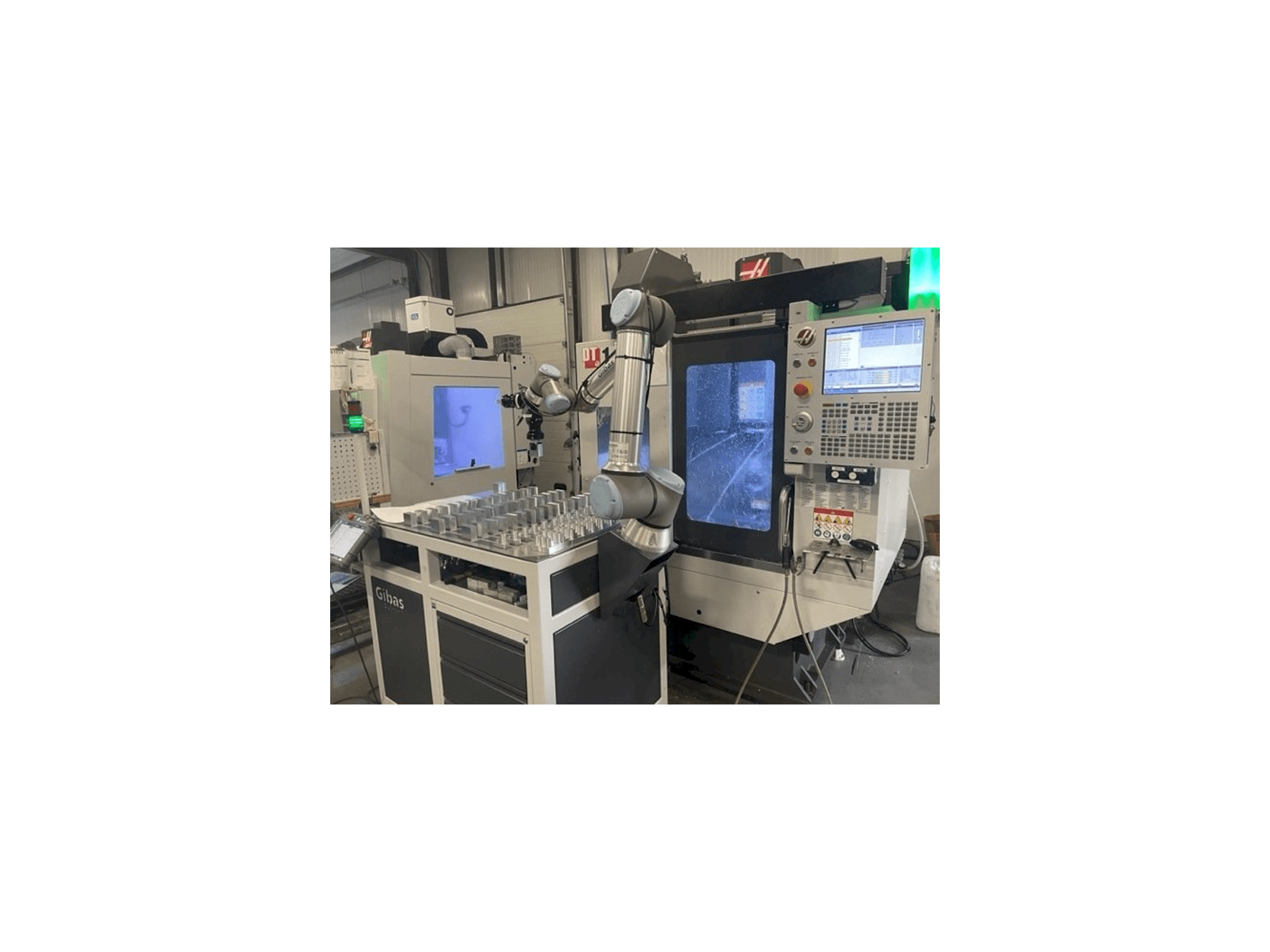 Koneen HAAS DT-1 etunäkymä