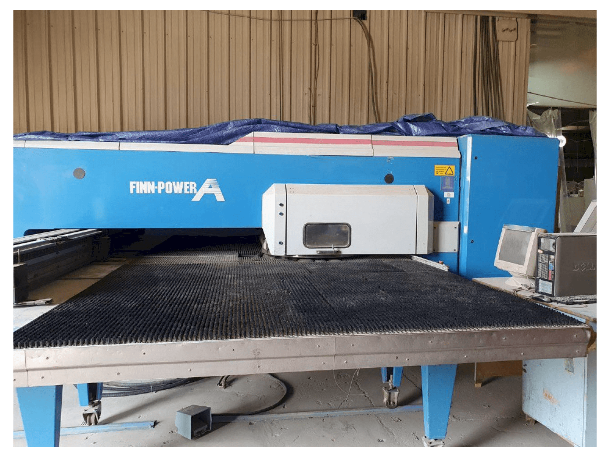 Koneen Finn-Power A5-5 FB etunäkymä