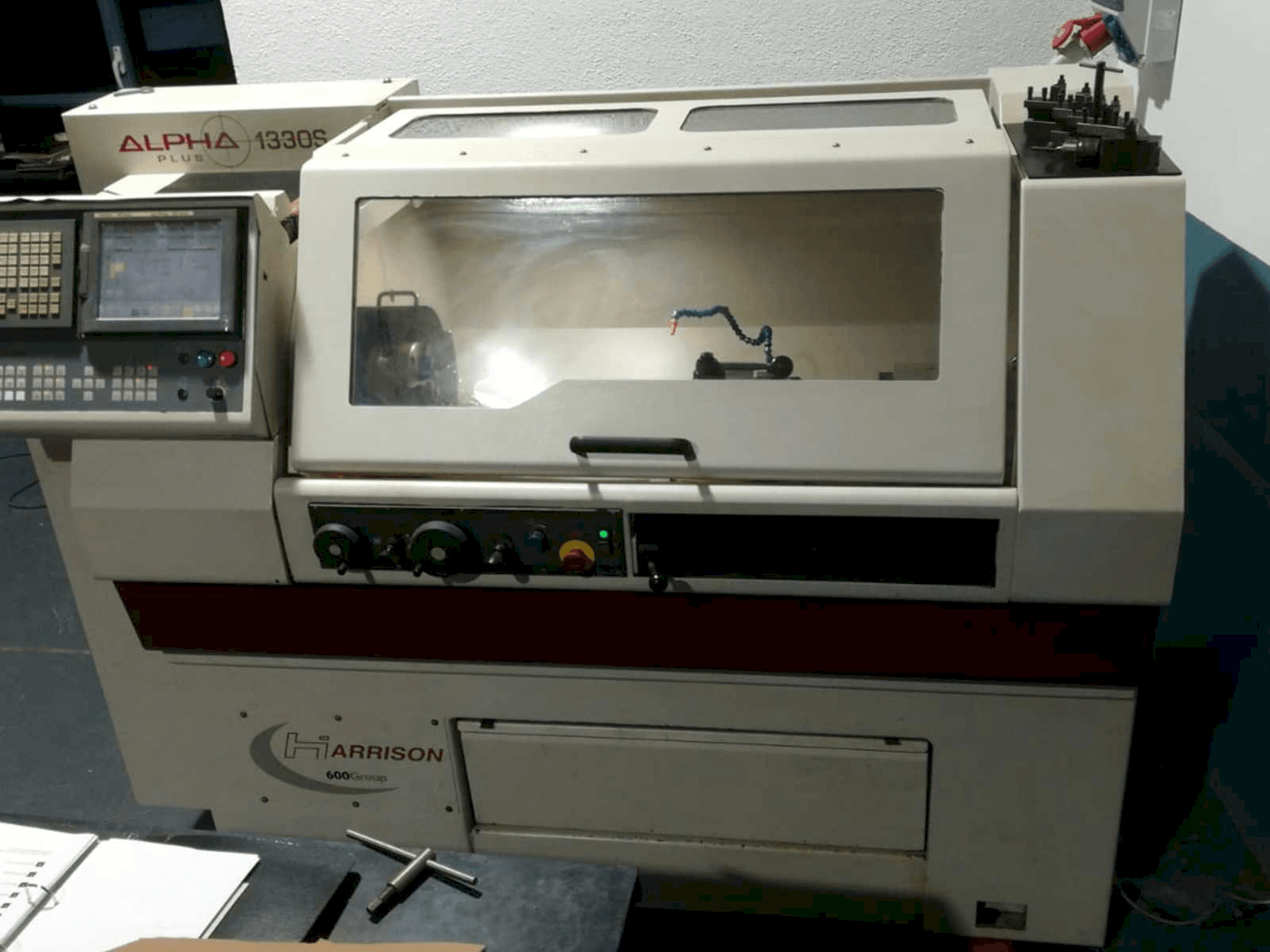 Koneen Harrison Alpha 1330S Plus etunäkymä
