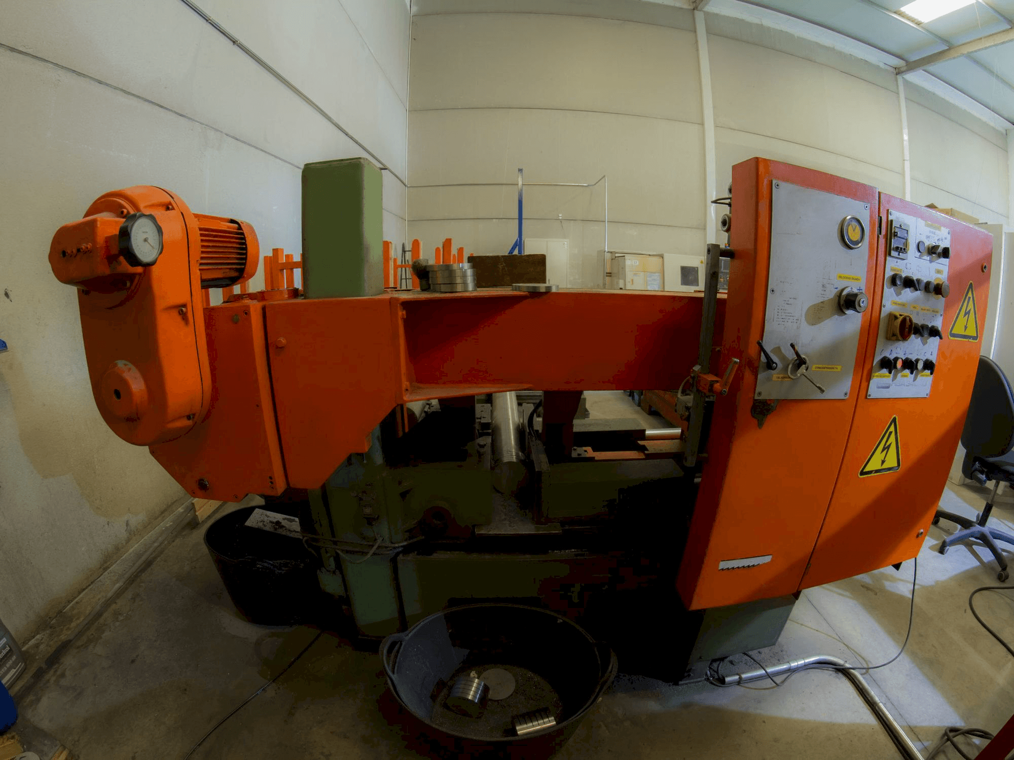 Koneen KASTO HBA 340 AU etunäkymä