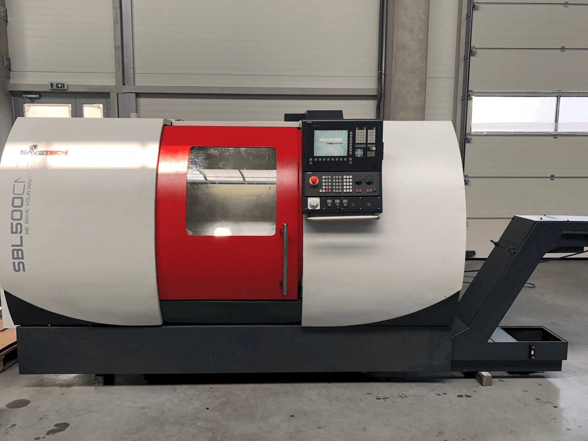 Koneen TRENS SBL 500/750 etunäkymä