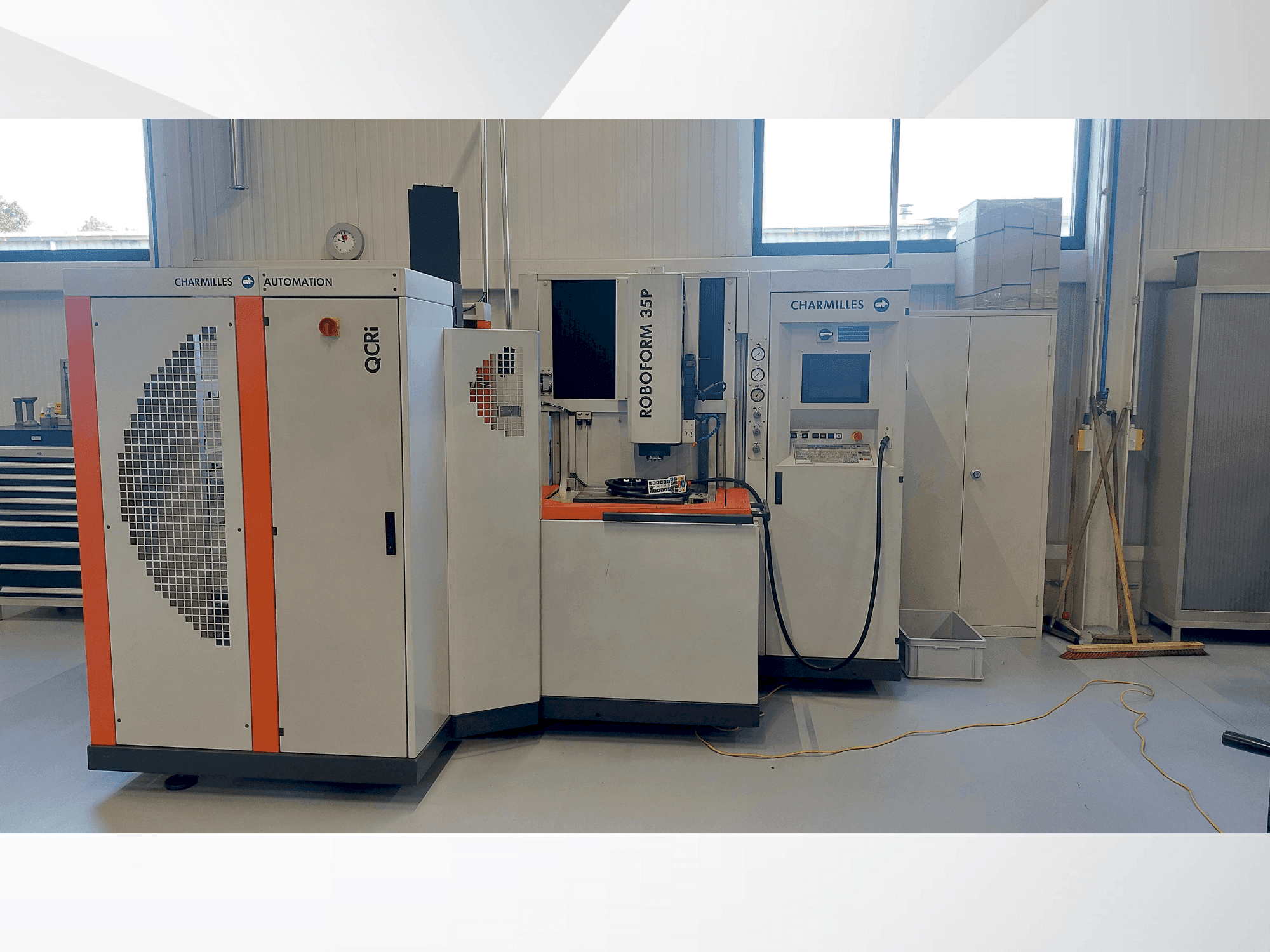 Koneen CHARMILLES ROBOFORM 35P etunäkymä