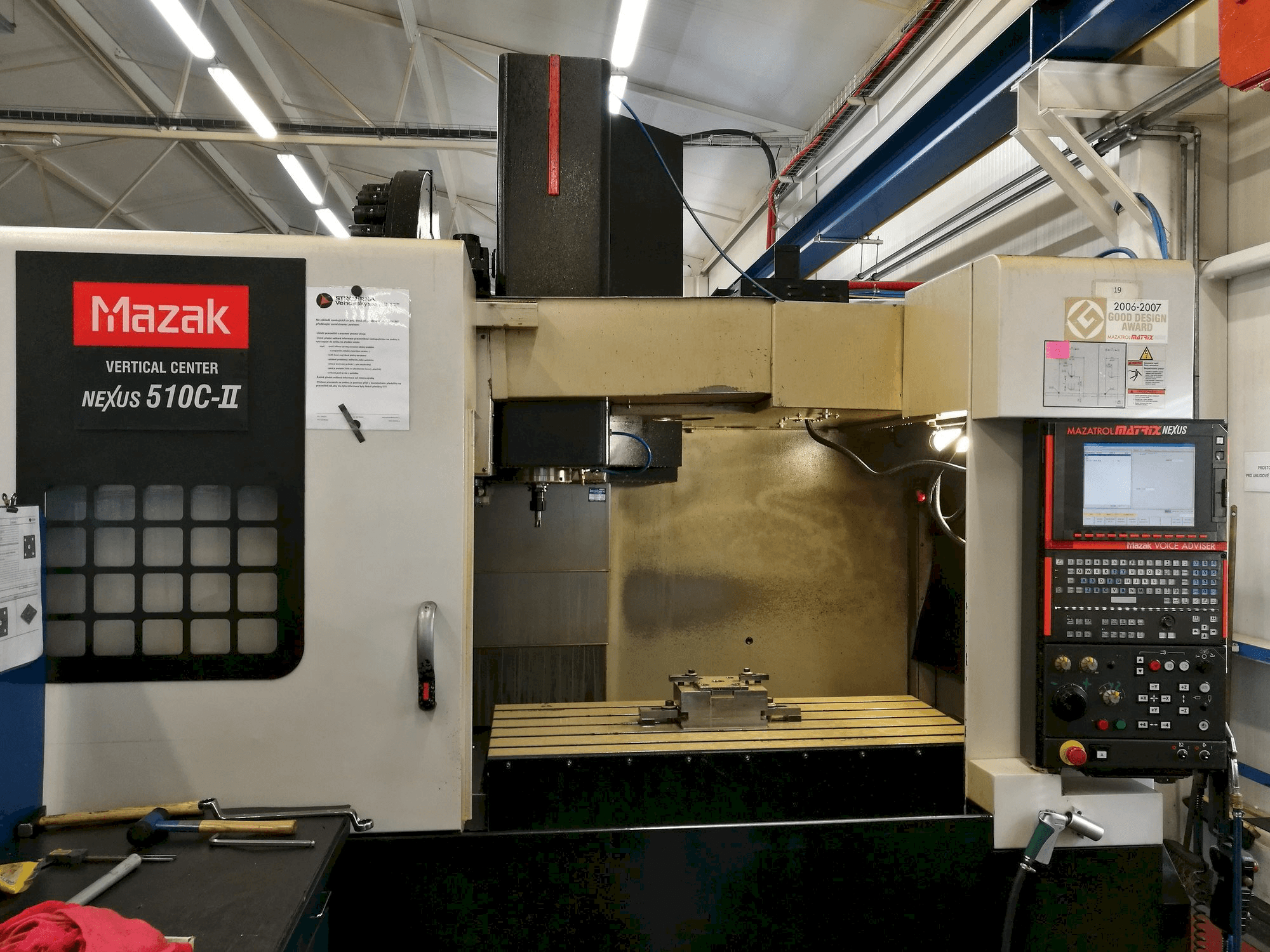 Koneen Mazak VC Nexus 510C-II etunäkymä