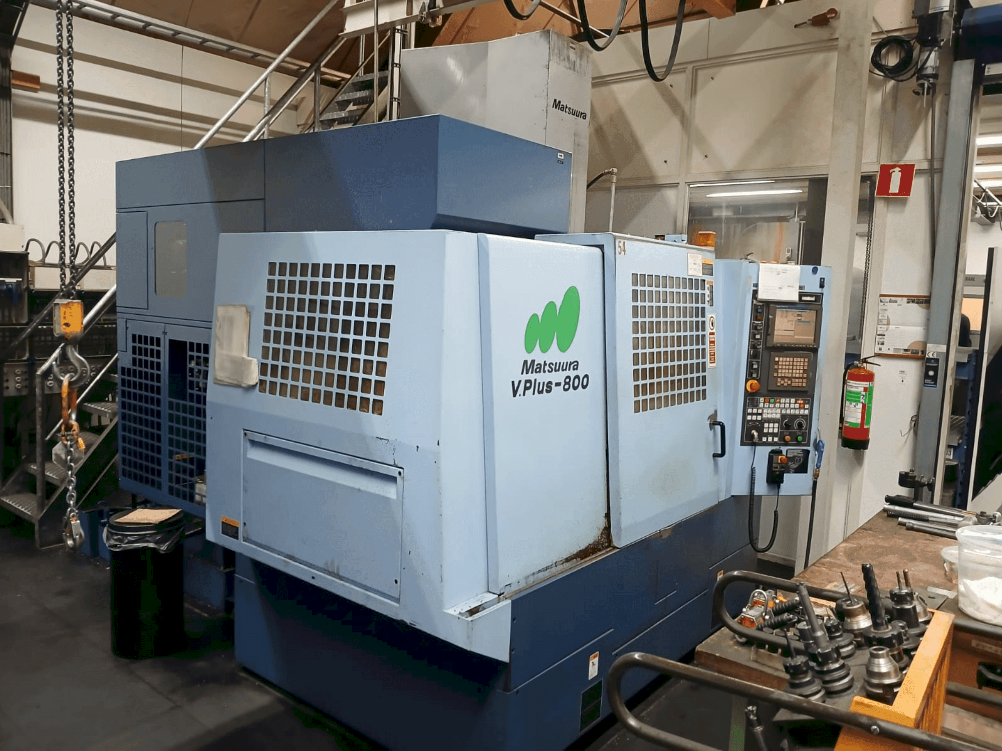 Koneen Matsuura V.PLUS-800 etunäkymä