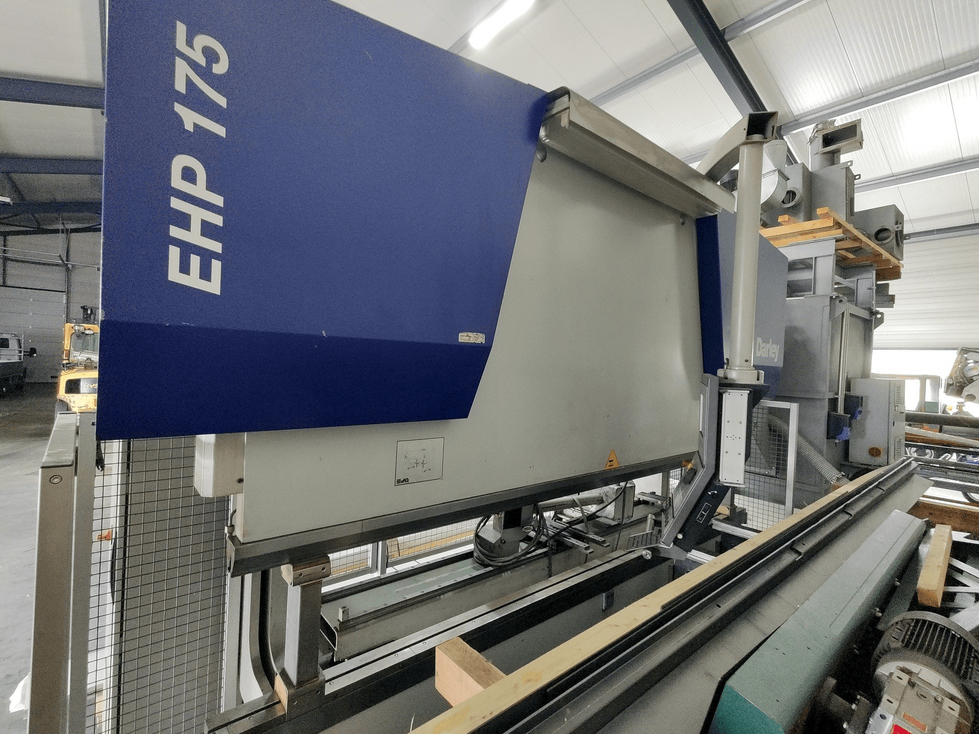 Koneen Darley EHP 175.31/25 vasen näkymä