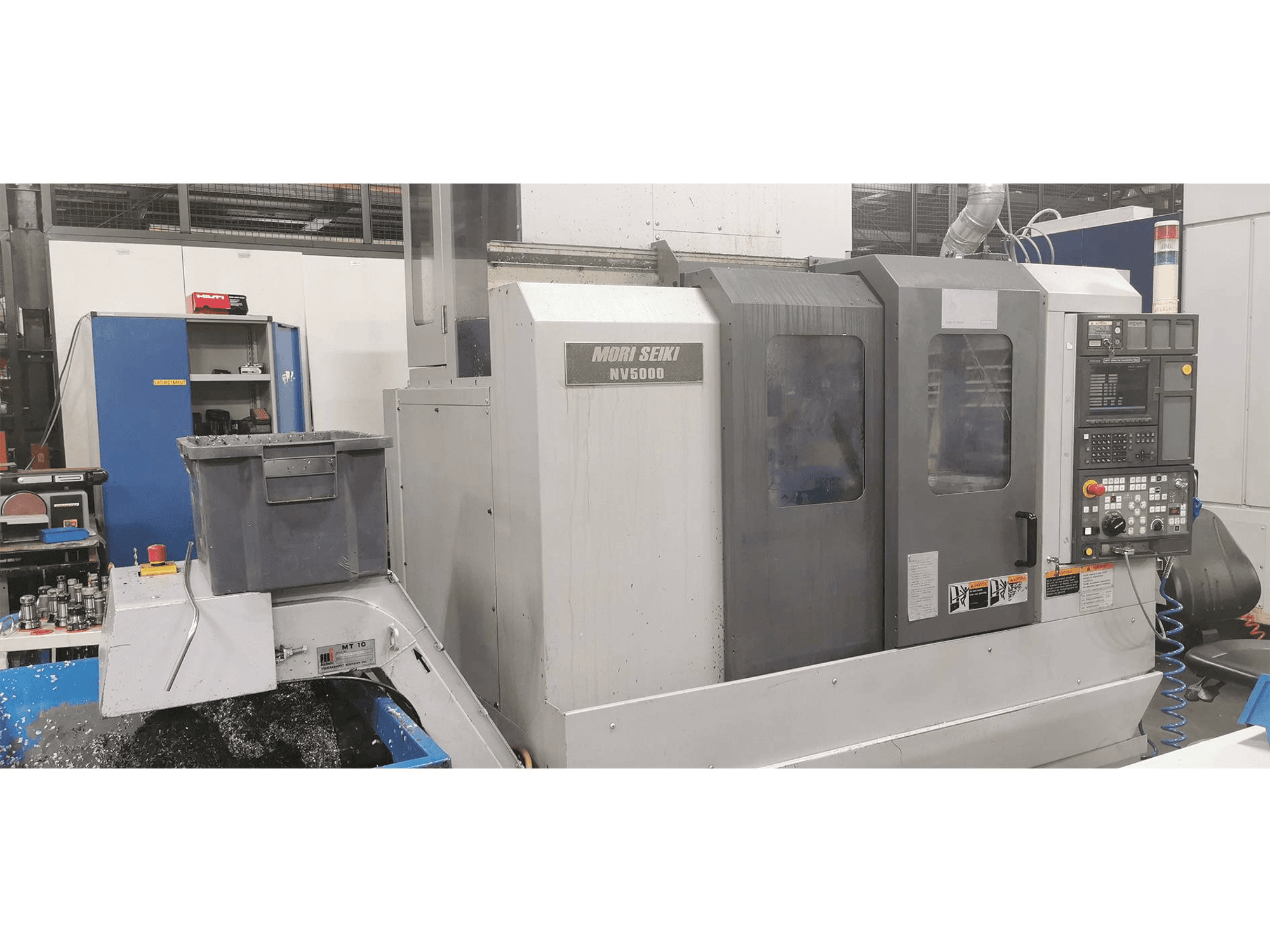 Koneen MORI SEIKI NV 5000 etunäkymä
