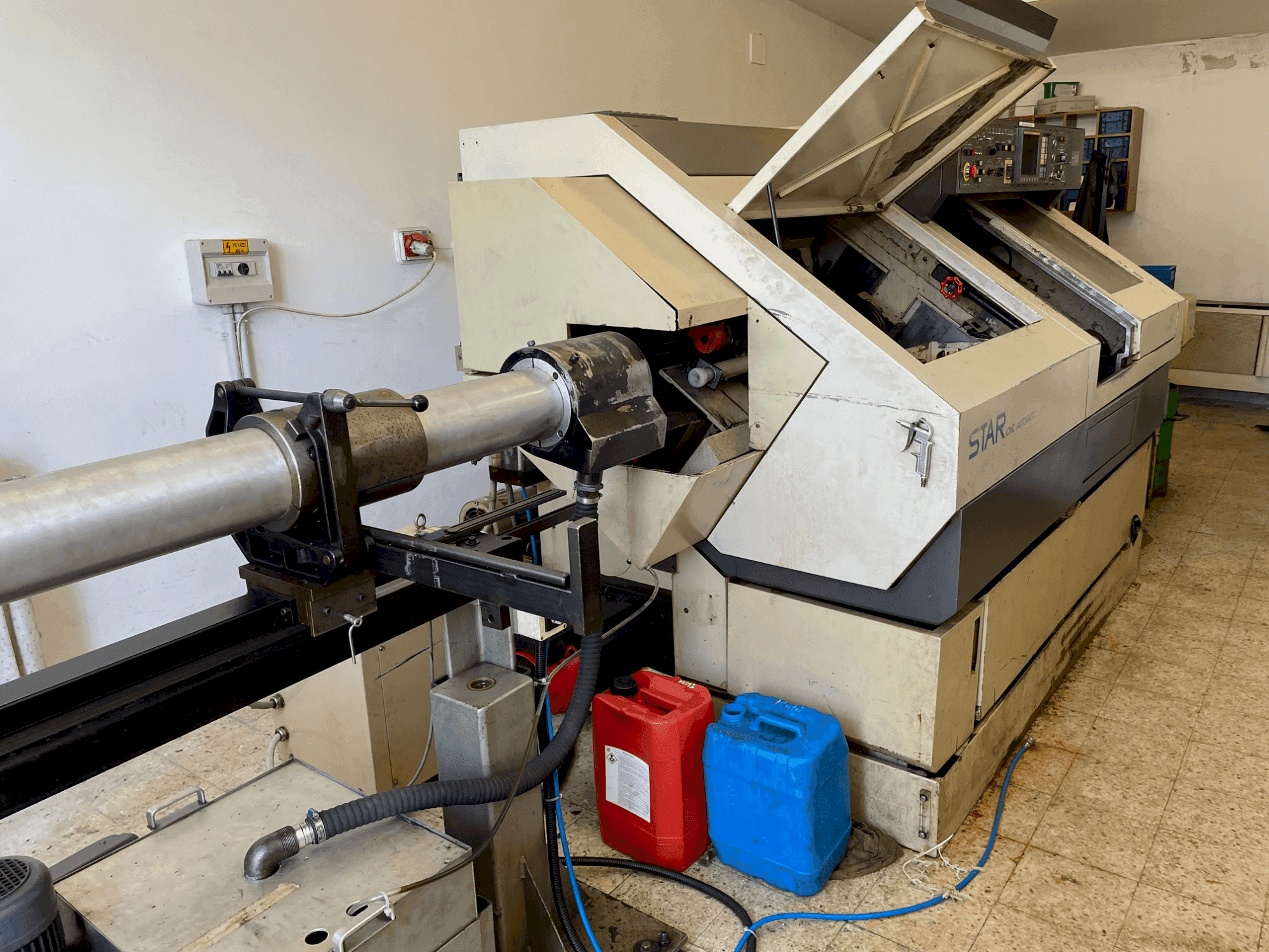 Koneen Star KNC 25 7 etunäkymä