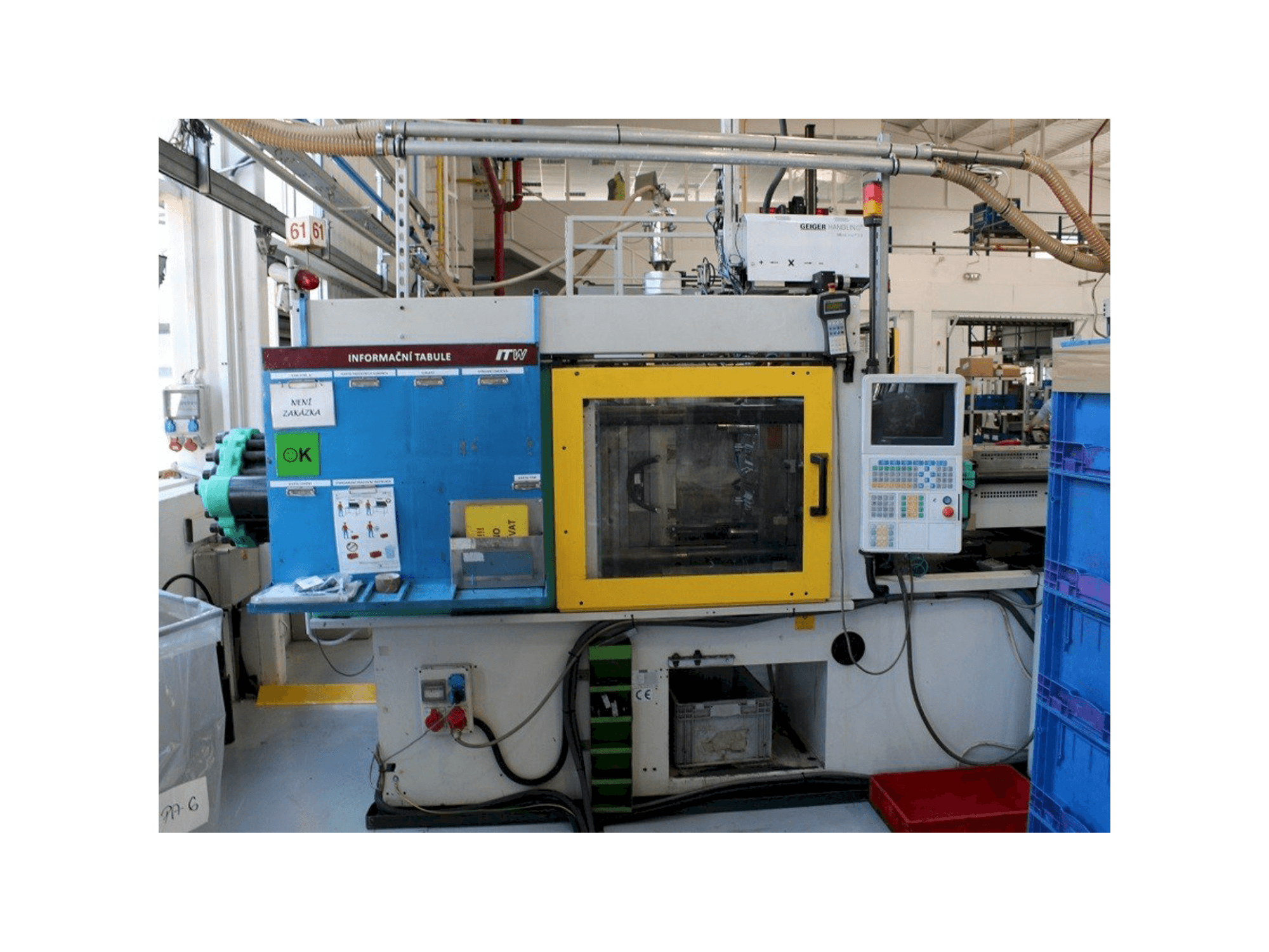 Koneen Arburg 470 C 1500-800 etunäkymä