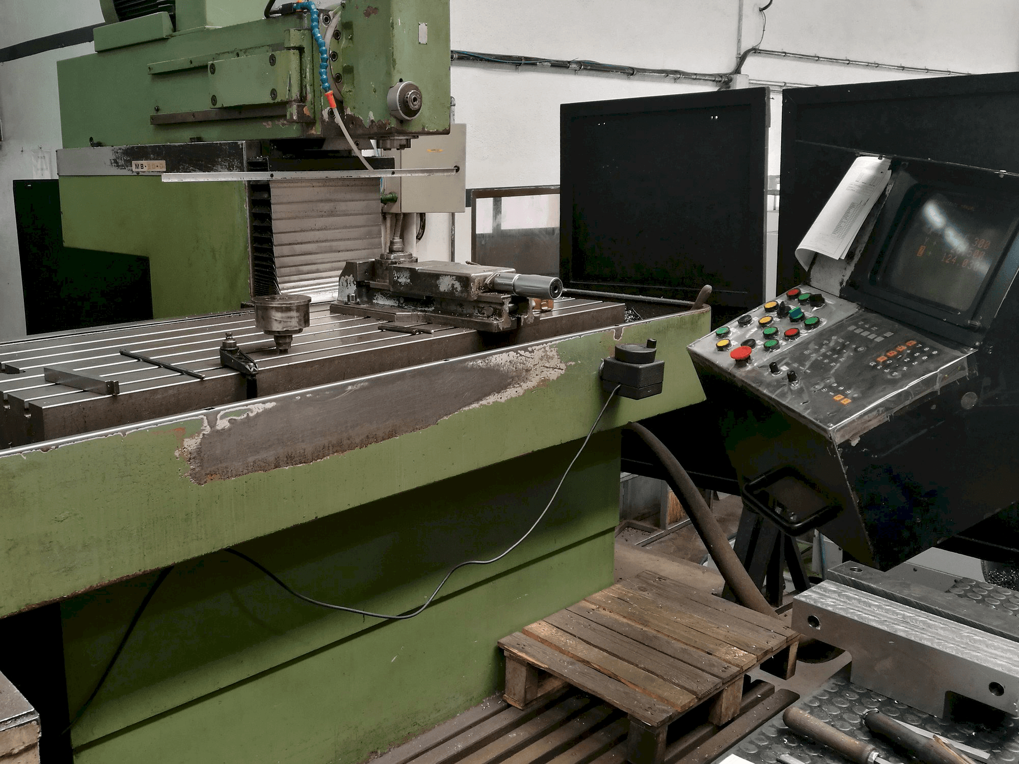 Koneen Metba MB50-D etunäkymä