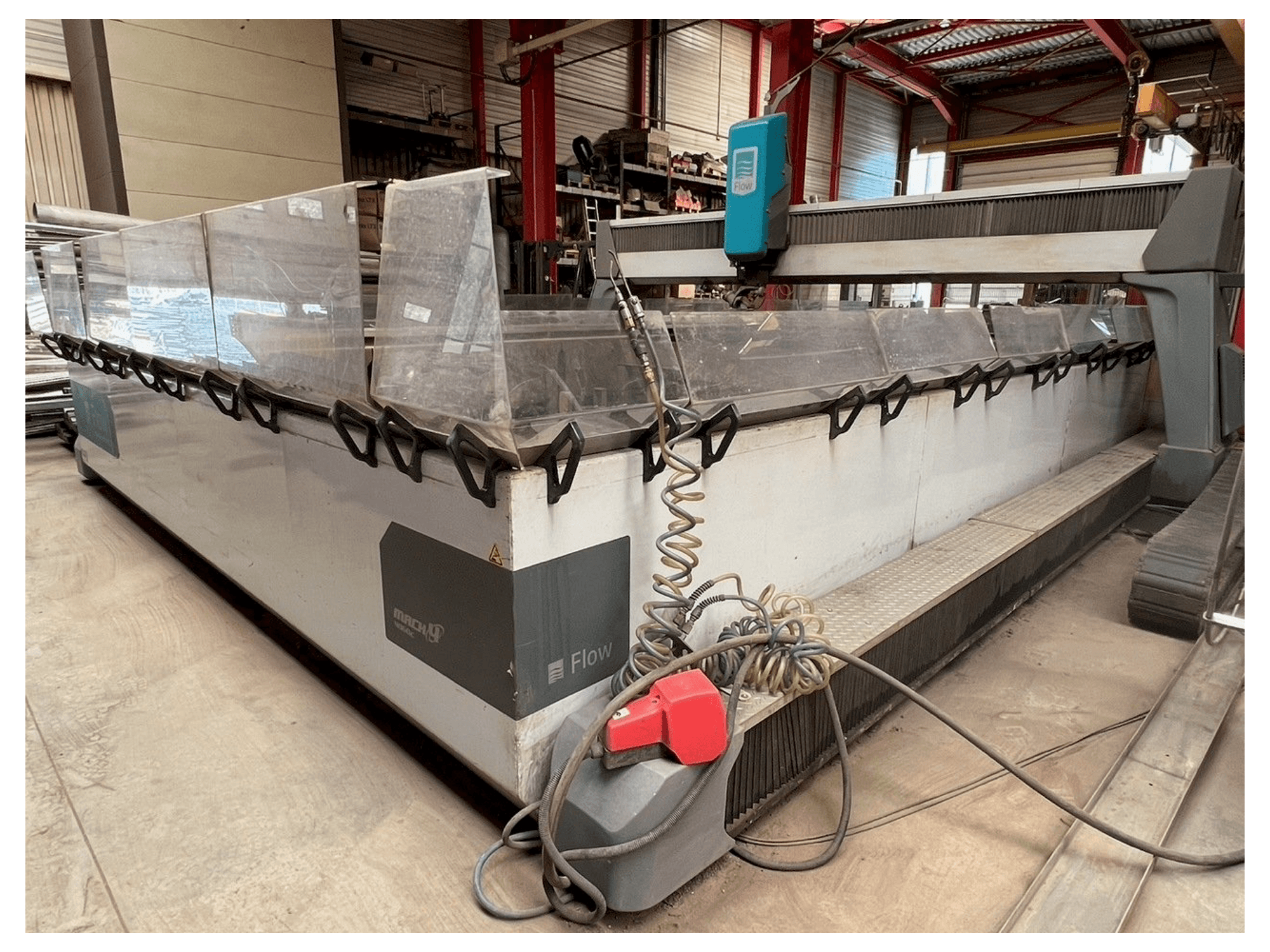 Koneen Flow MACH4 4060 XD etunäkymä