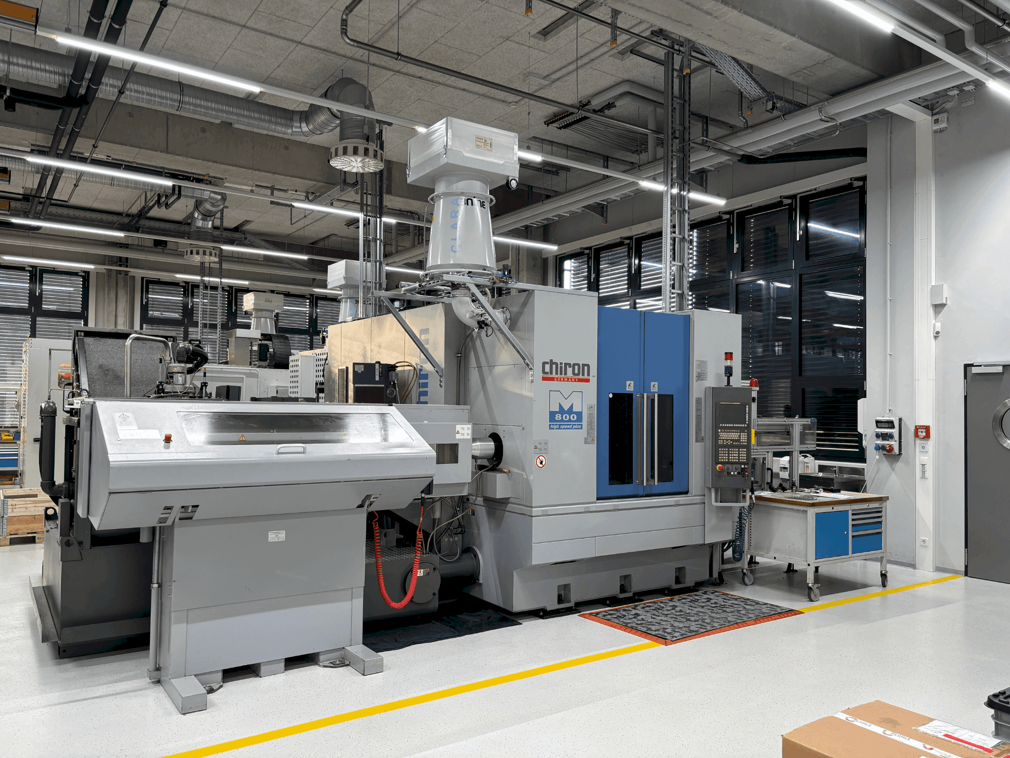 Koneen CHIRON Mill 800 etunäkymä