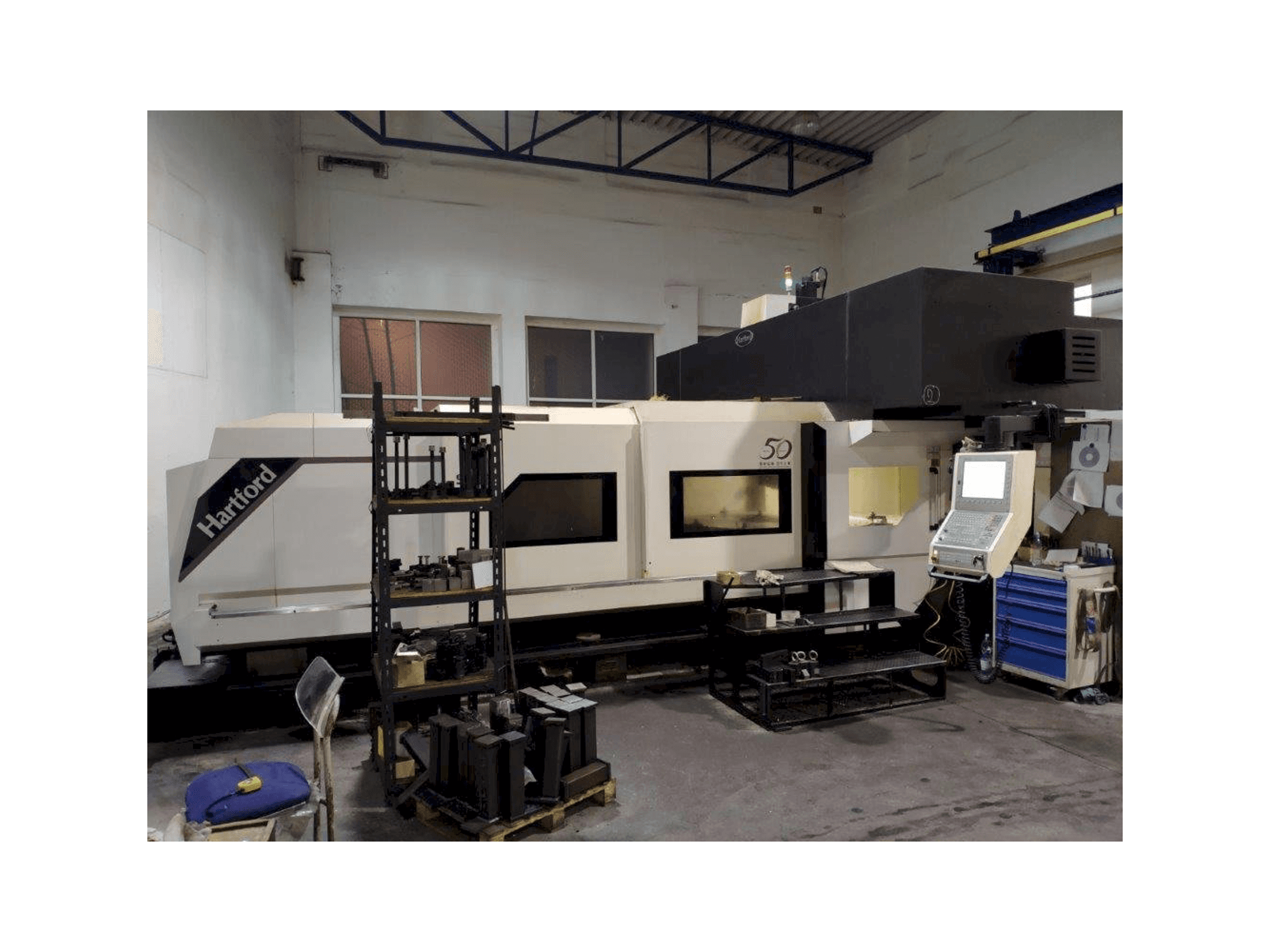 Koneen Hartford SW-426 etunäkymä