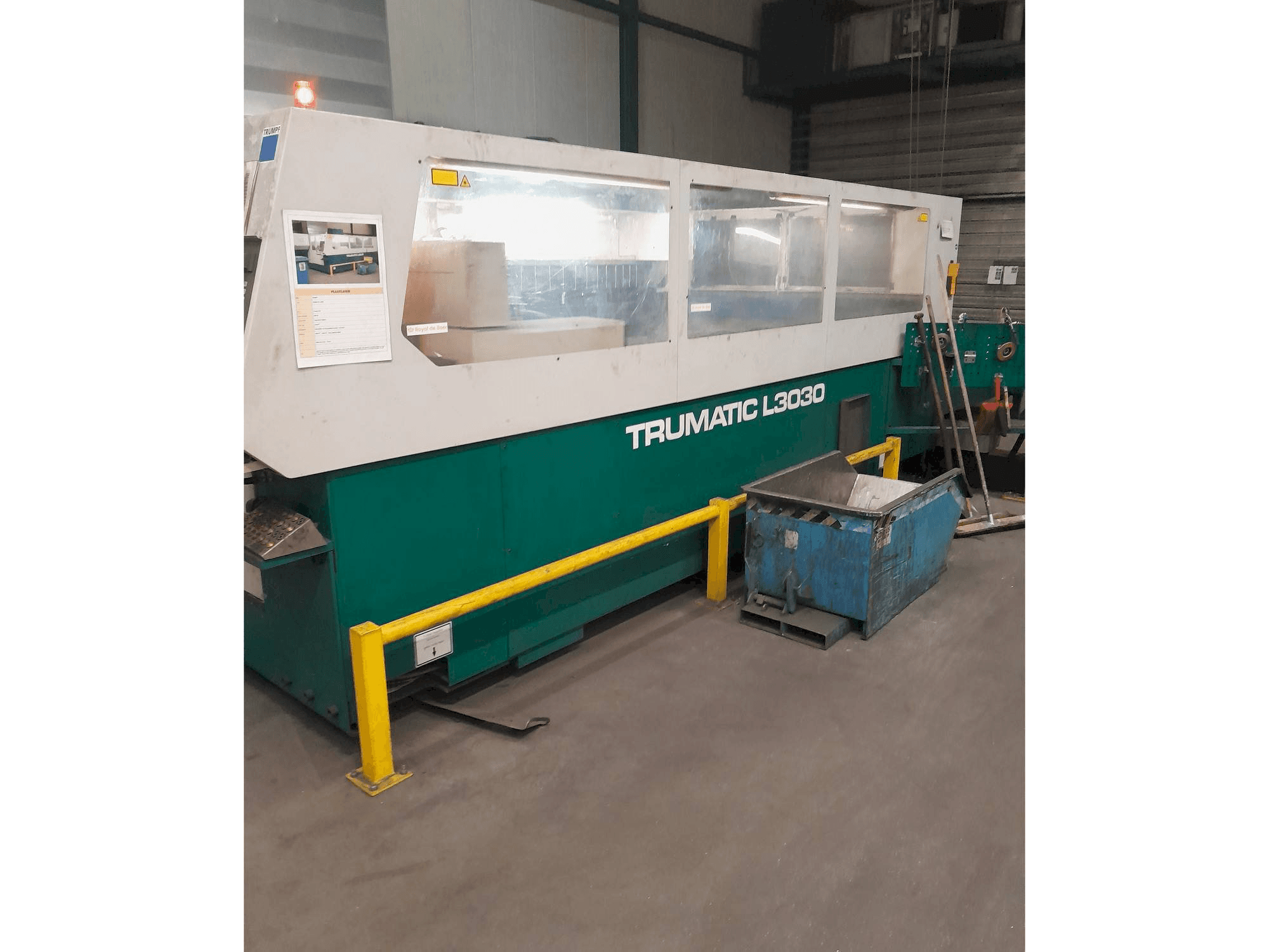Koneen Trumpf Trumatic L3030 etunäkymä