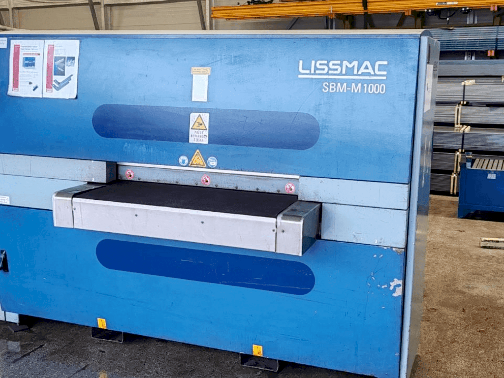 Koneen LISSMAC SBM-M 1000 B2 etunäkymä