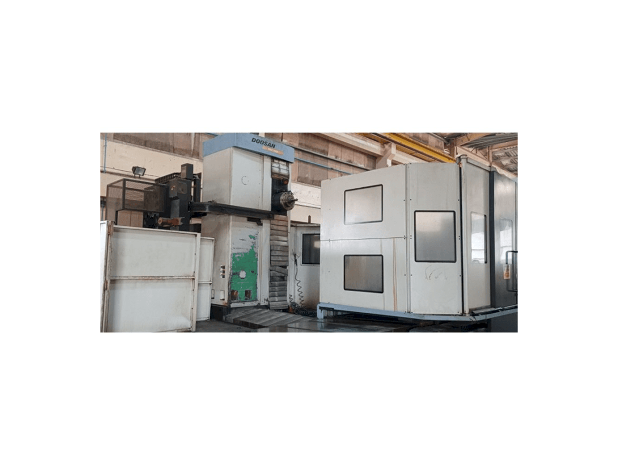 Koneen Doosan DBC 130P etunäkymä