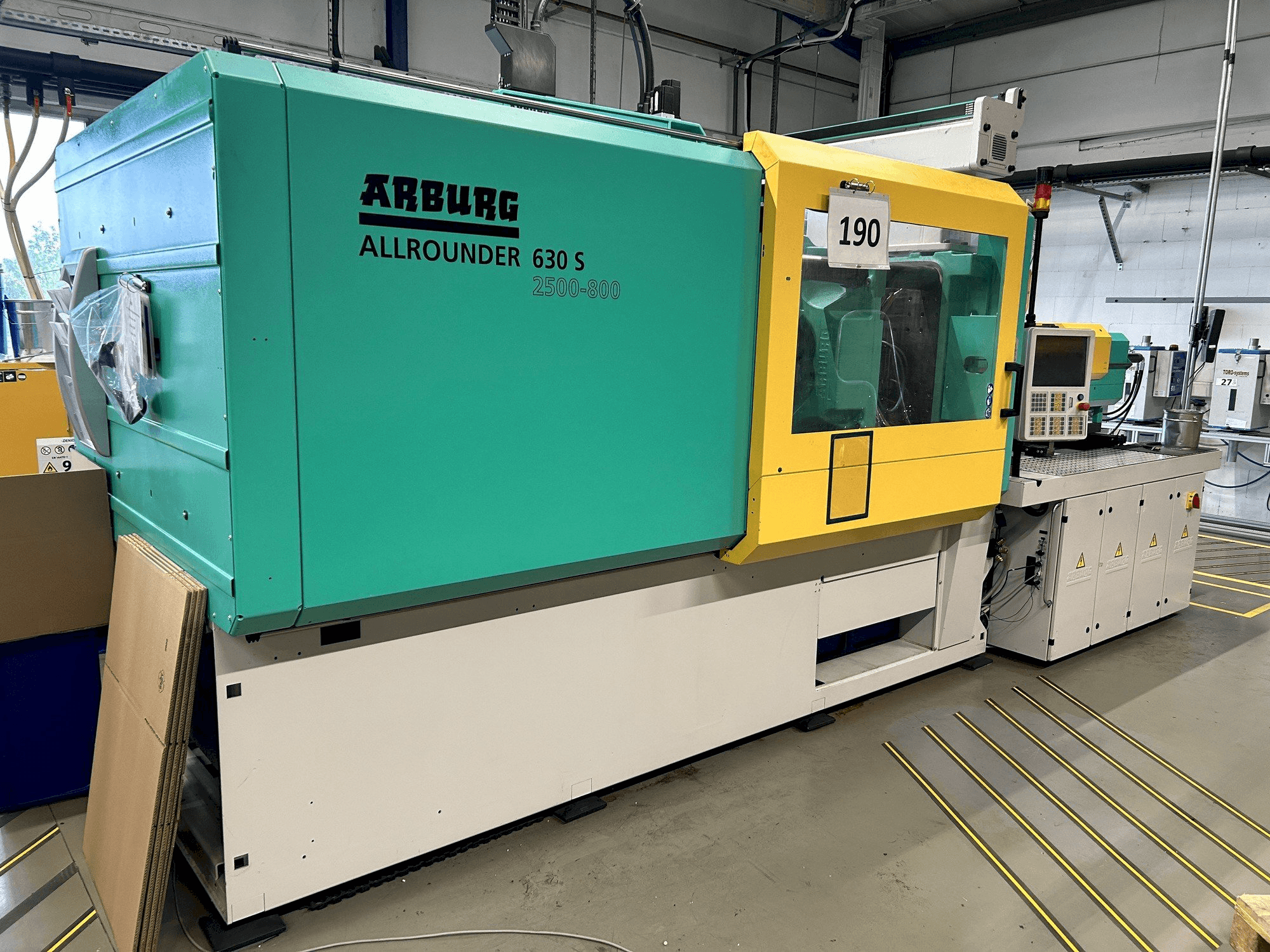 Koneen Arburg Allrounder 630S 2500-800 (2016) etunäkymä