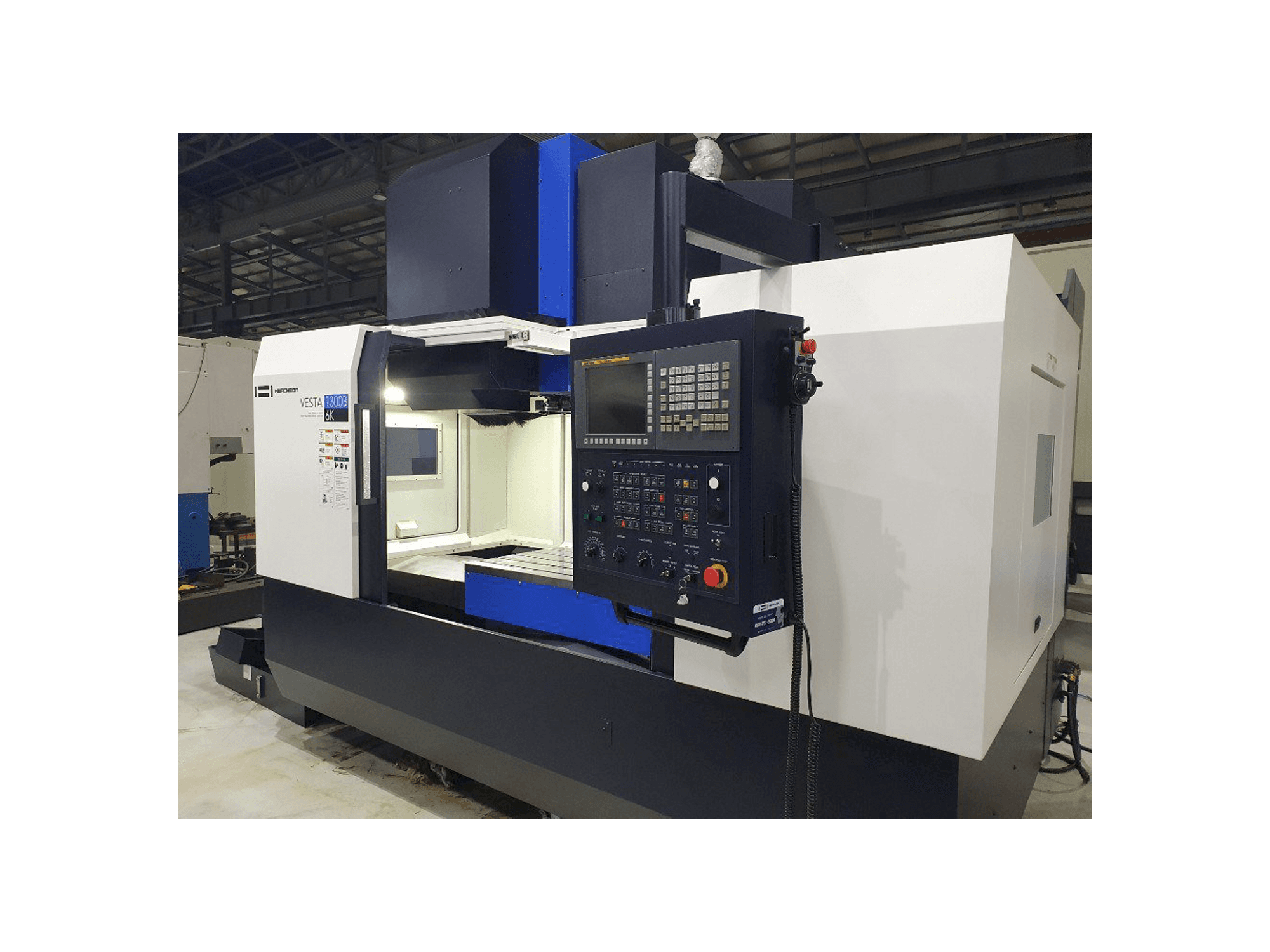 Koneen HWACHEON VESTA-1300B etunäkymä